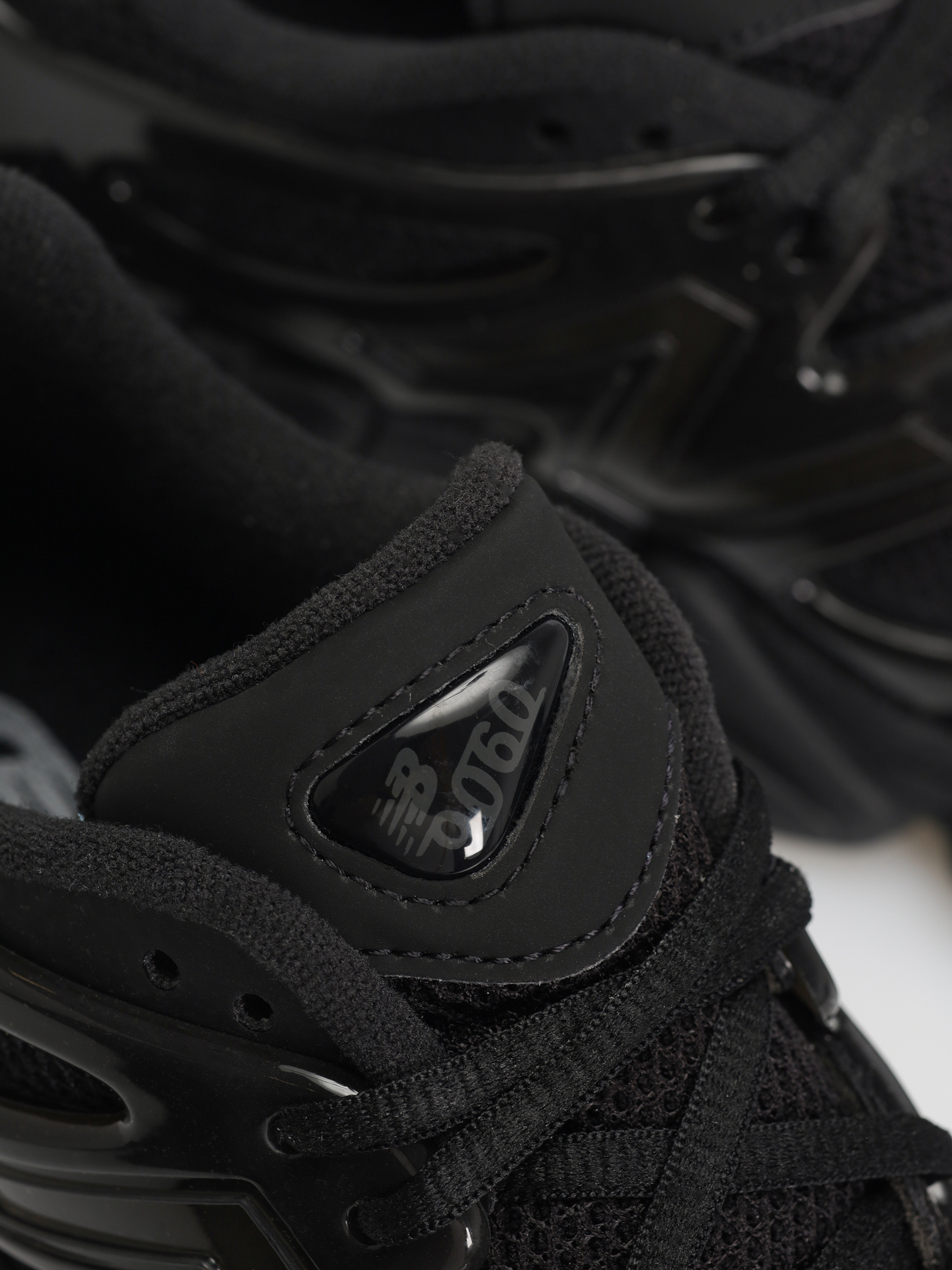 Pantofi New Balance 9060 (black)