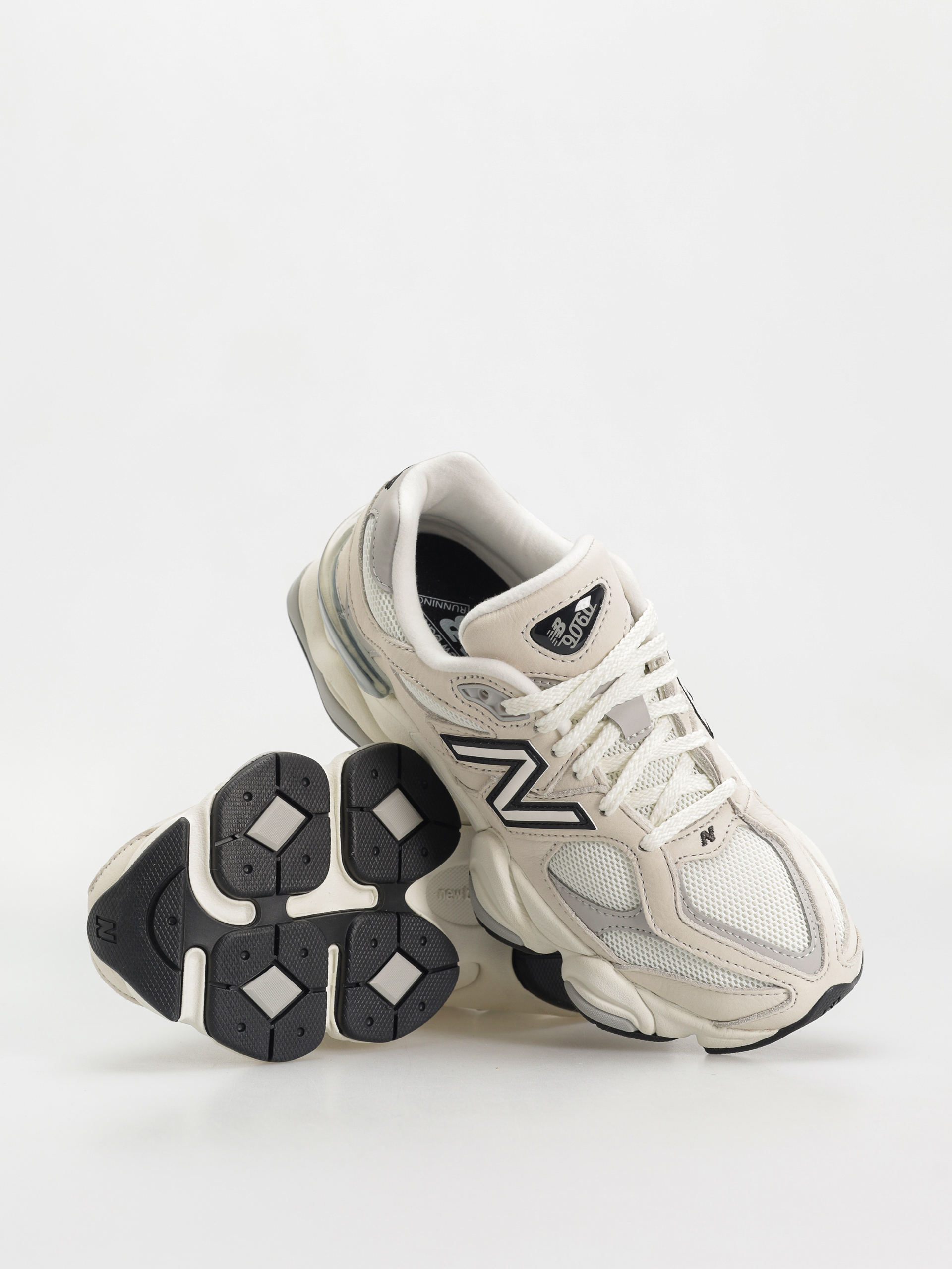 Pantofi New Balance 9060 - alb (sea salt)