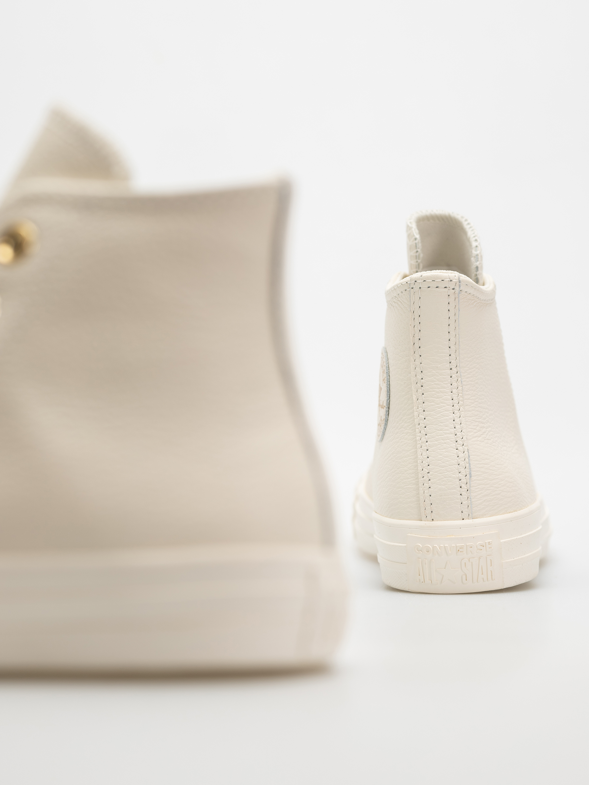 Teniși Converse Chuck Taylor All Star Hi Wmn (egret/egret/gold)