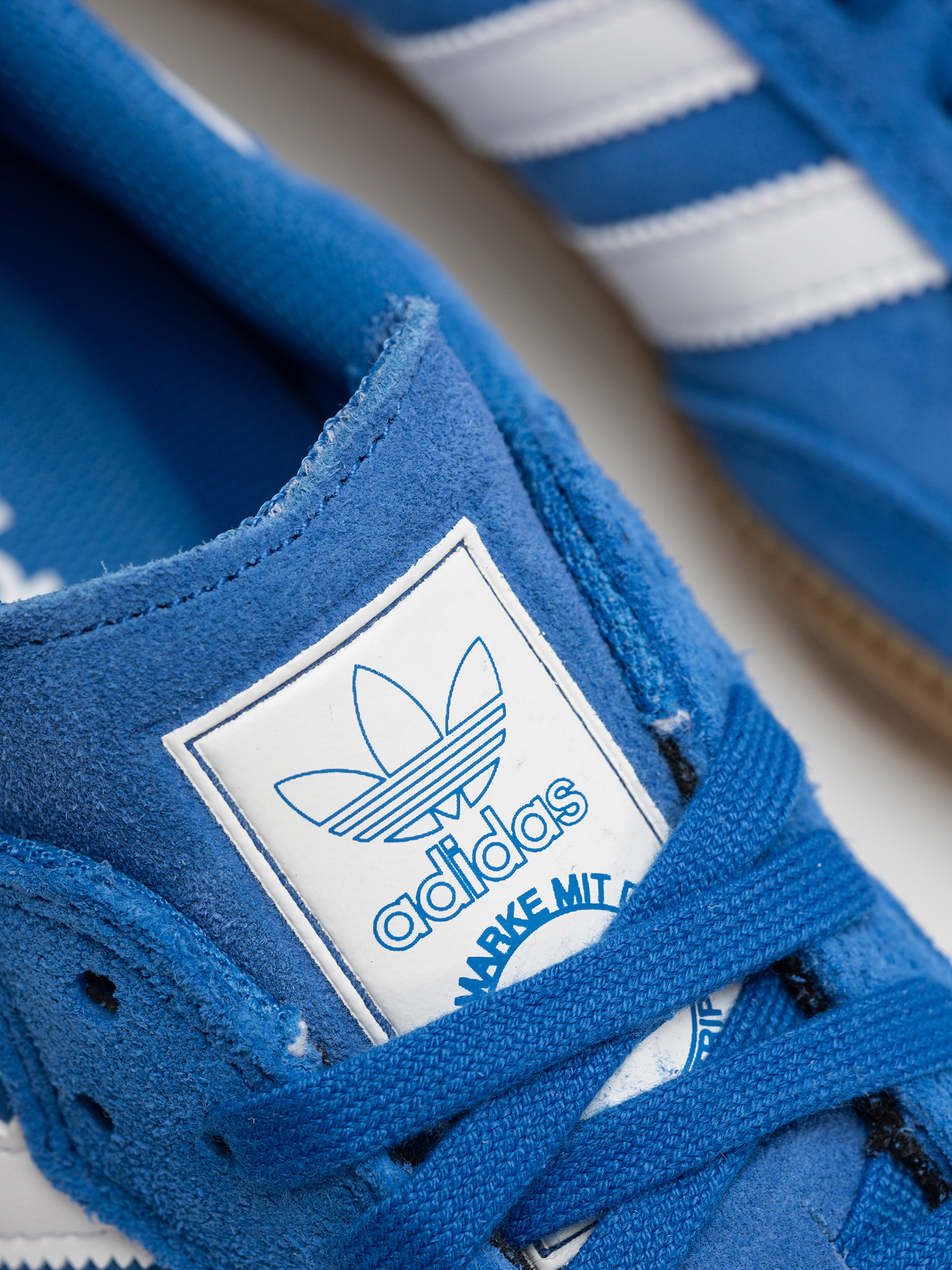 Pantofi adidas Samba Adv - albastru (blubir/ftwwht/goldme)