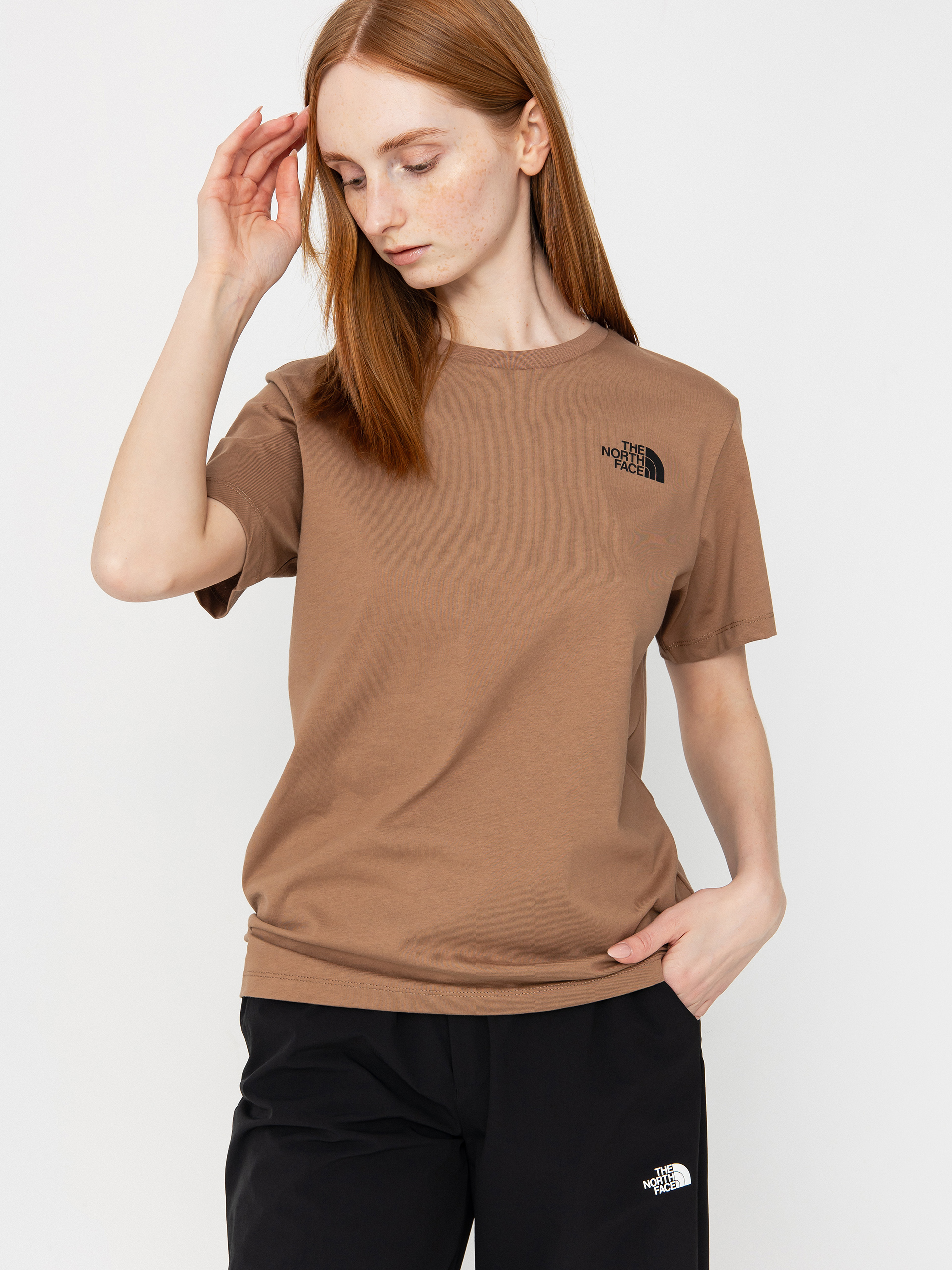 Tricou The North Face Box Nse Relaxed Wmn (latte/tnf white)