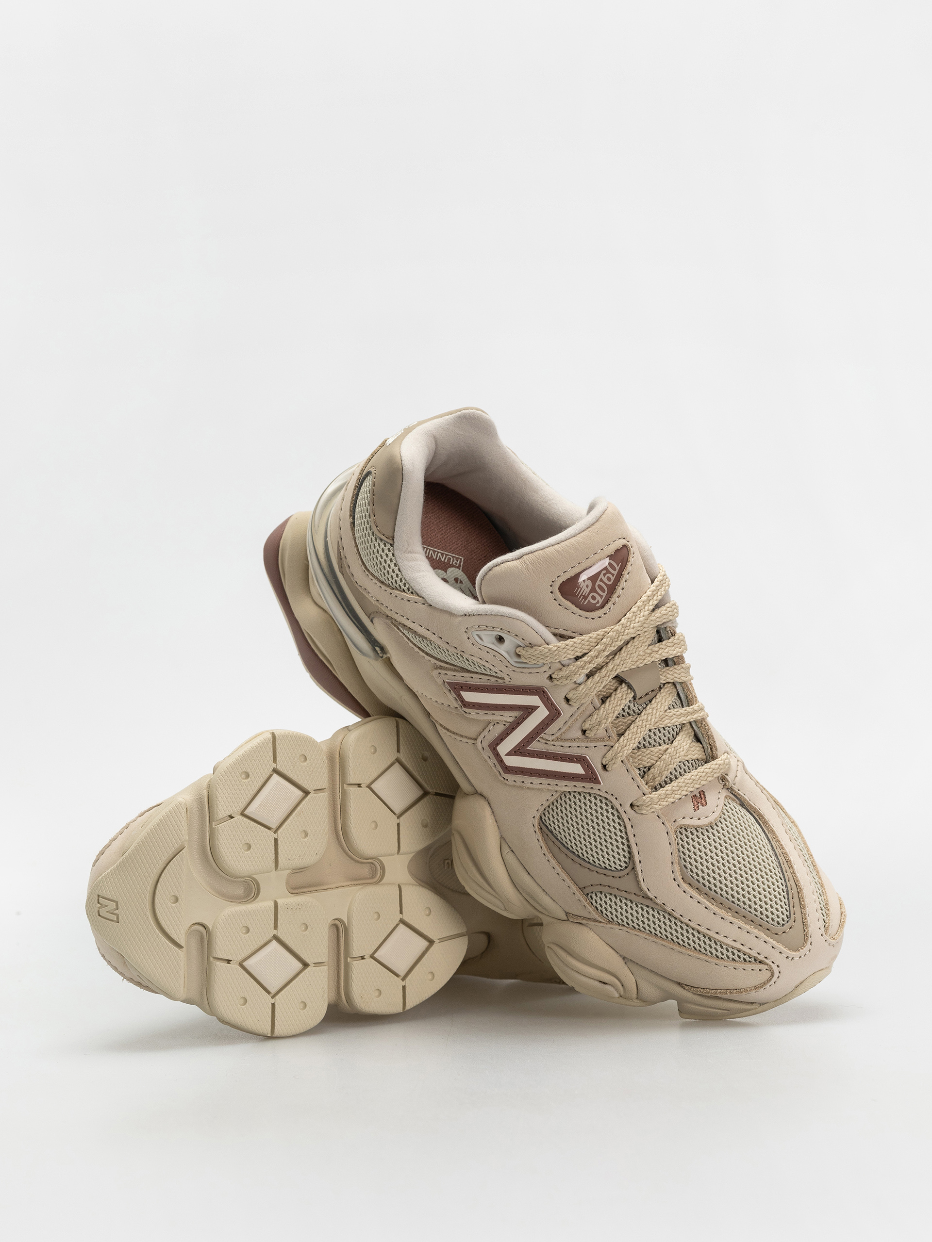 Pantofi New Balance 9060 (bone)