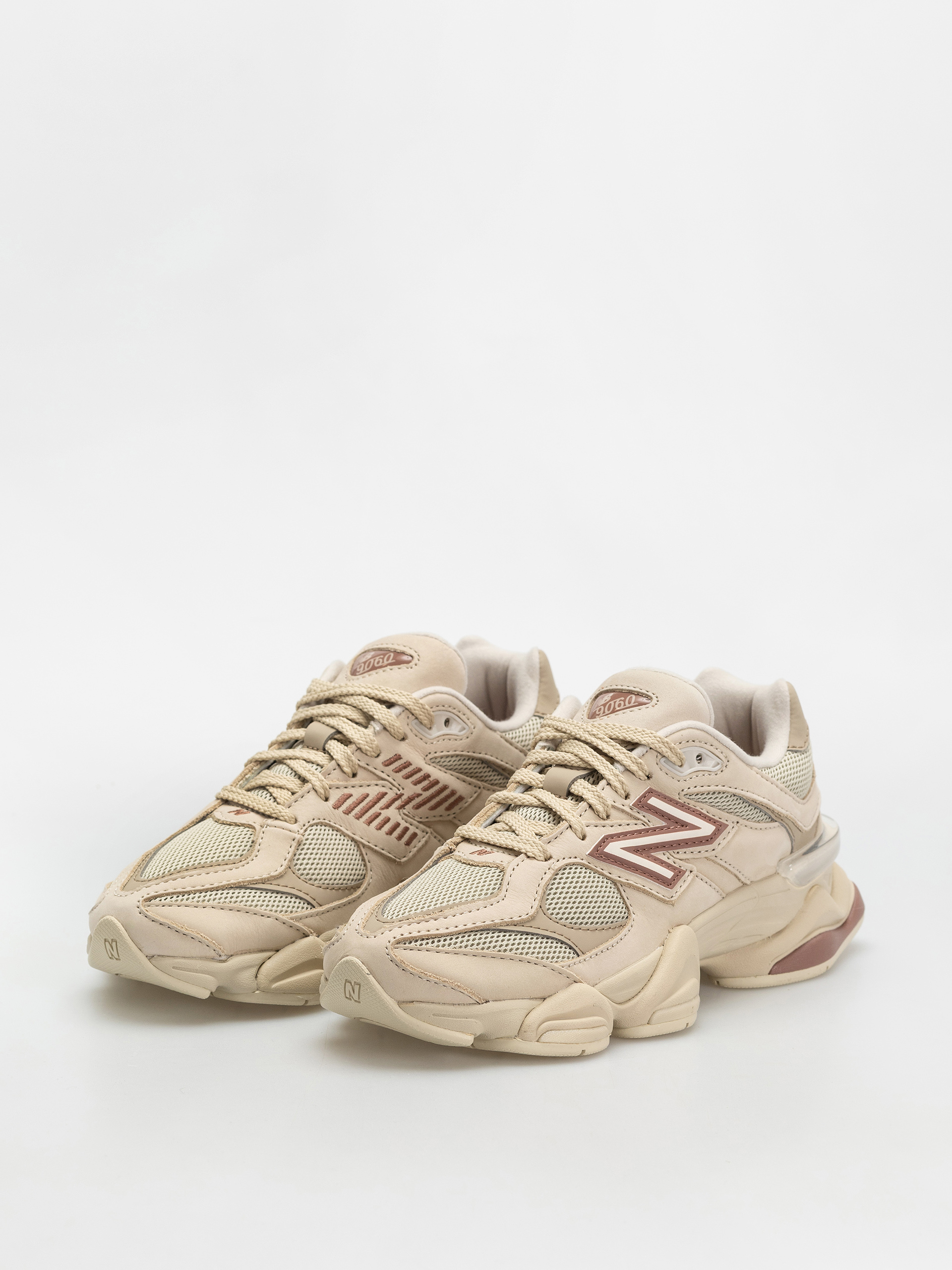 Pantofi New Balance 9060 (bone)