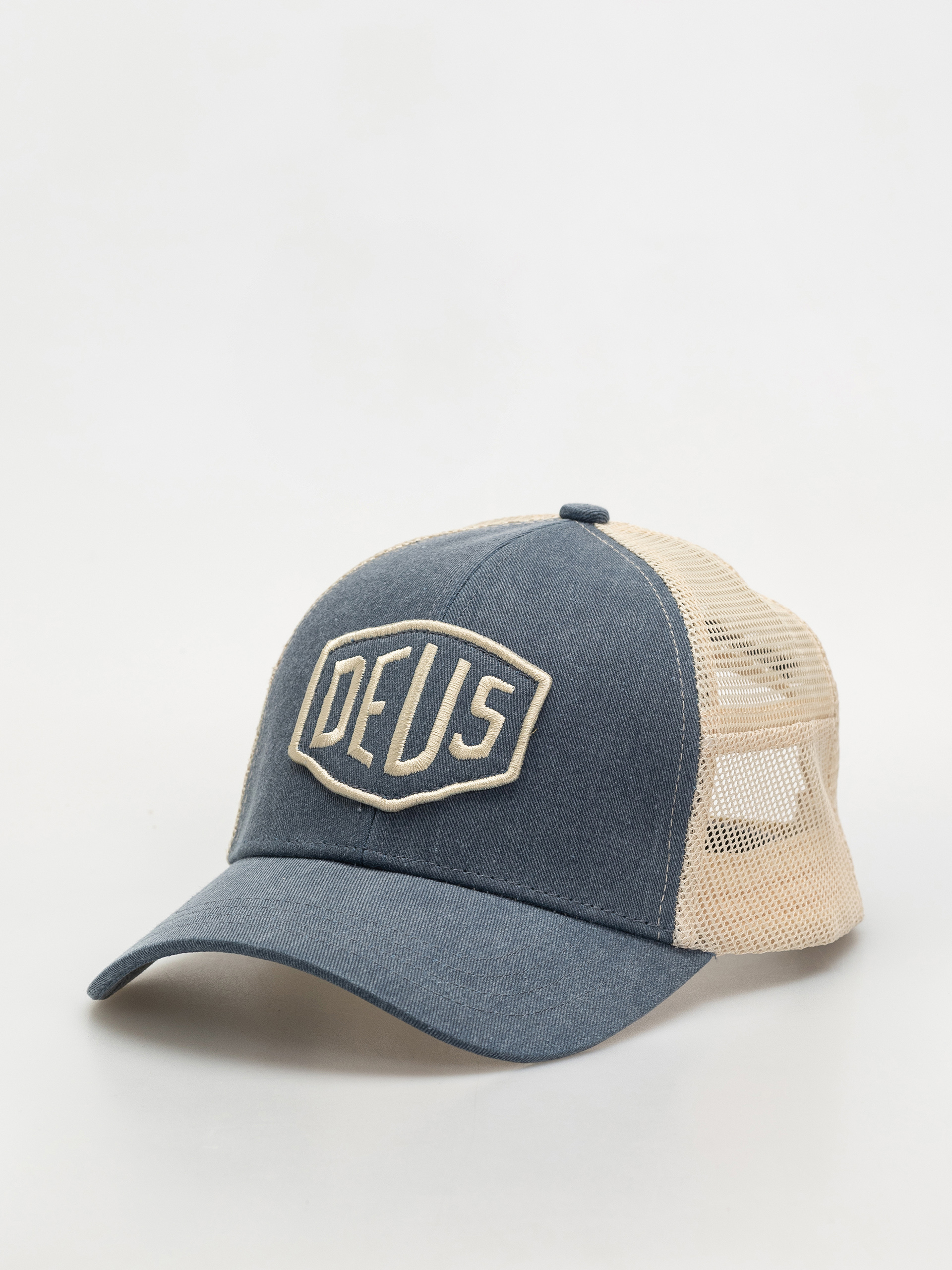 Șapcă Deus Ex Machina Shield Trucker (legion blue)