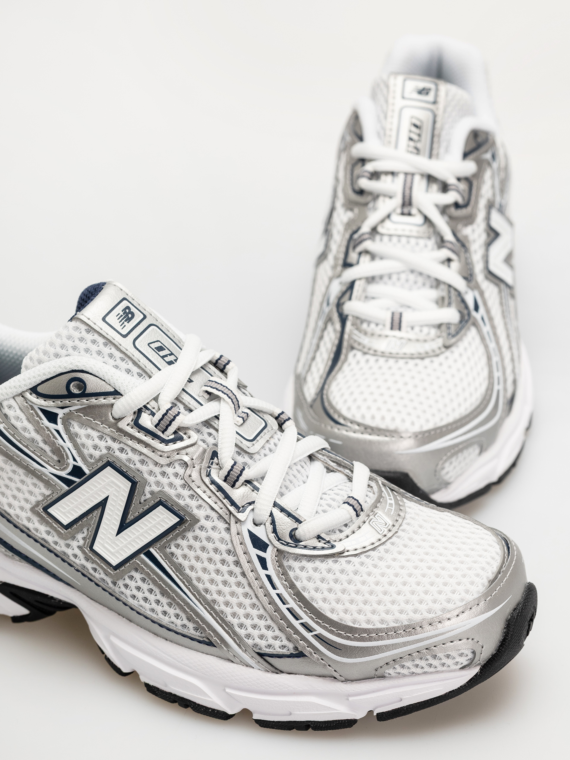 Pantofi New Balance 740 (nb navy)