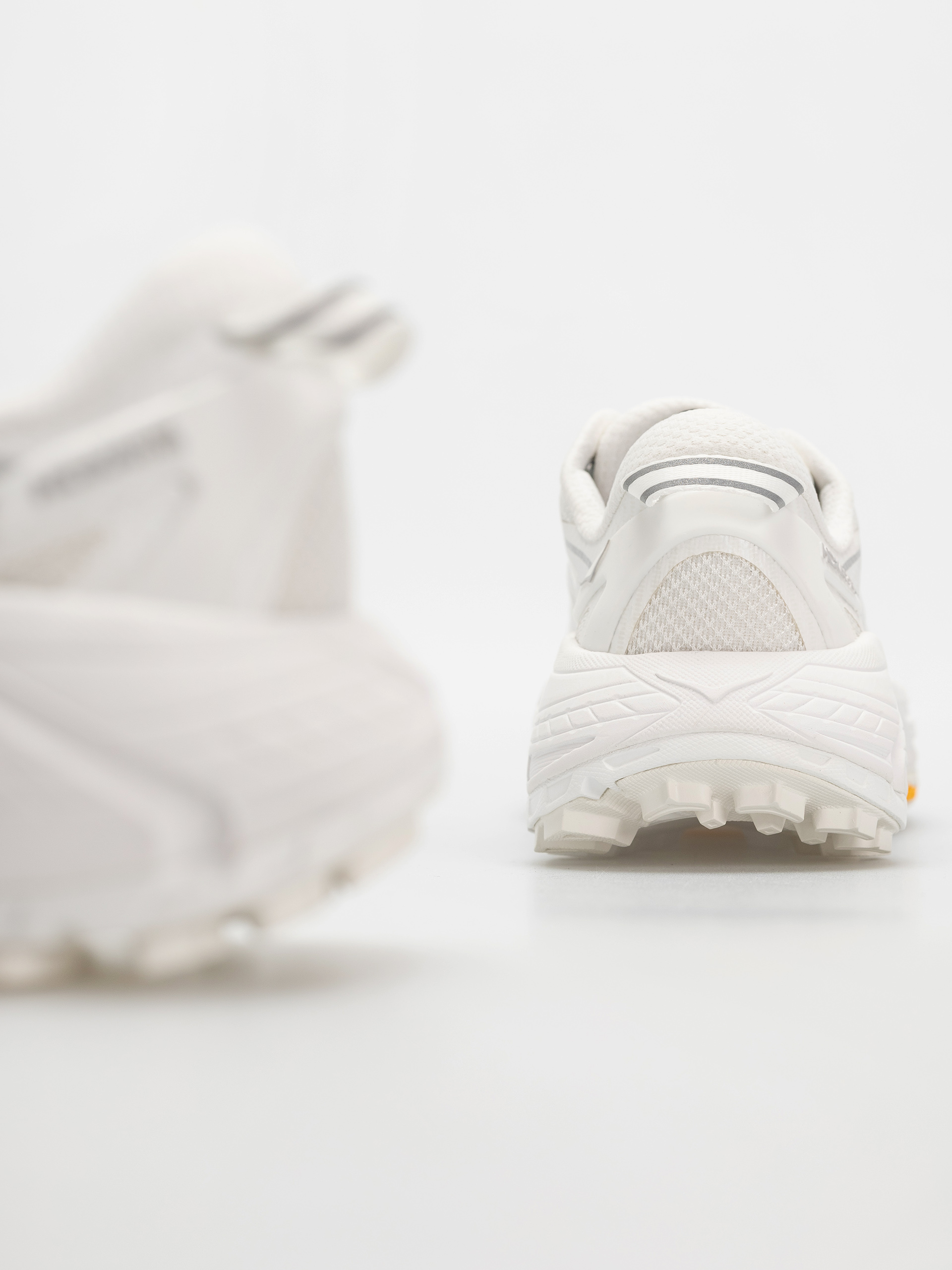 Pantofi Hoka Mafate Speed 2 (white/lunar rock)