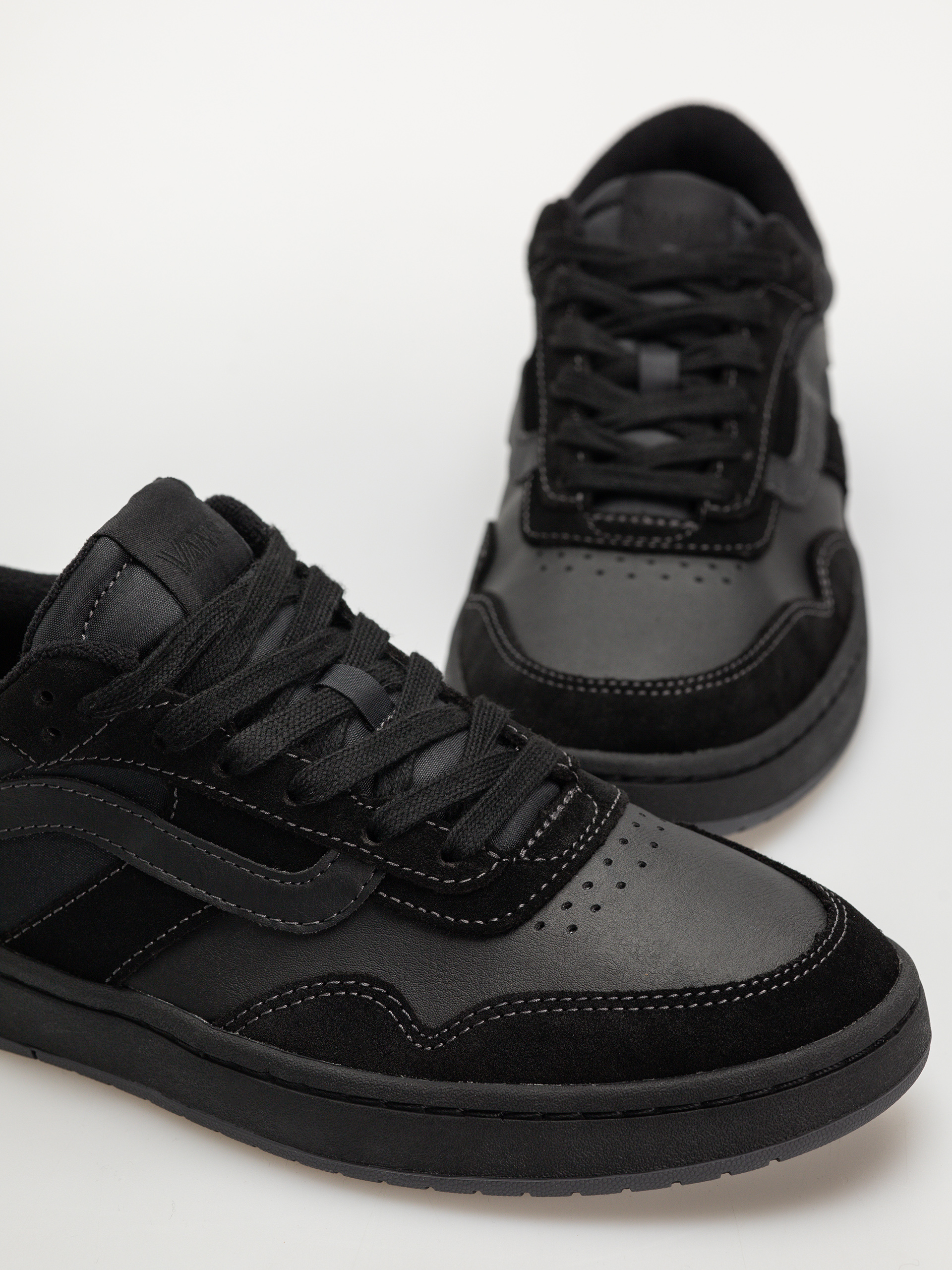 Pantofi Vans Cruze 3.0 (black/black)