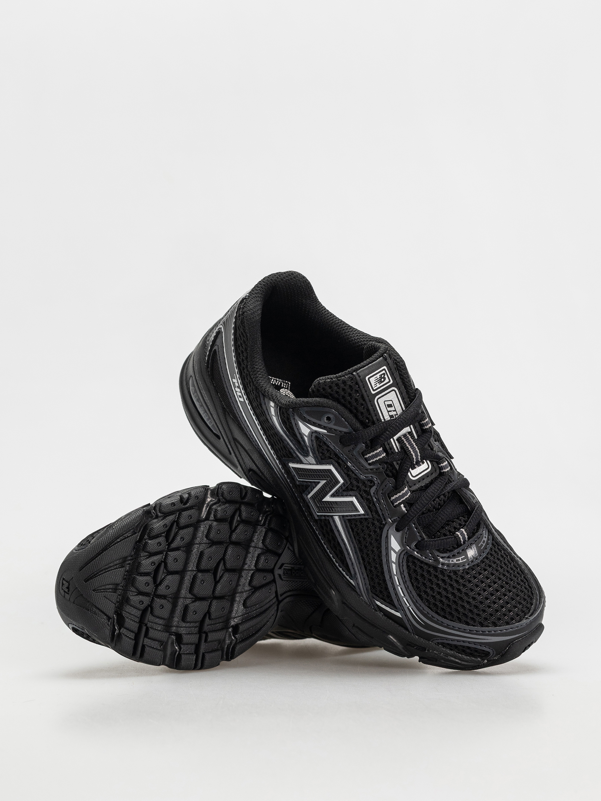 Pantofi New Balance 740 JR (black)