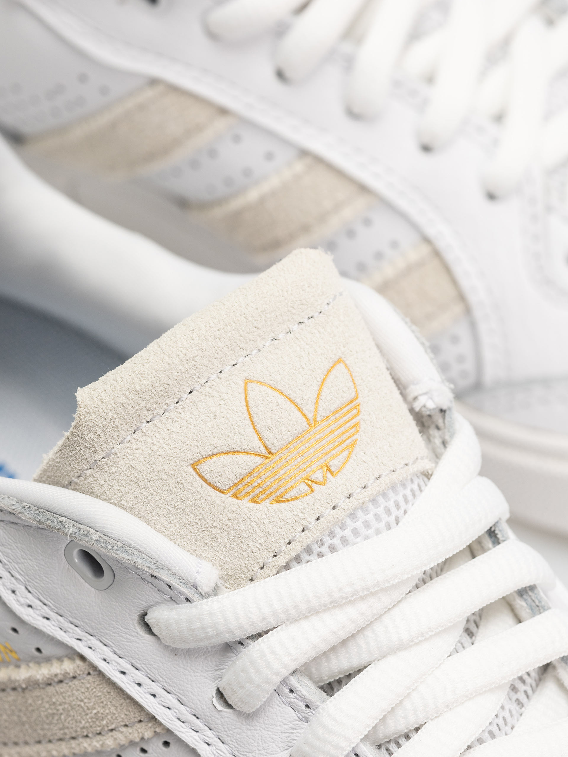 Pantofi adidas Tyshawn Low (ftwwht/ftwwht/goldmt)