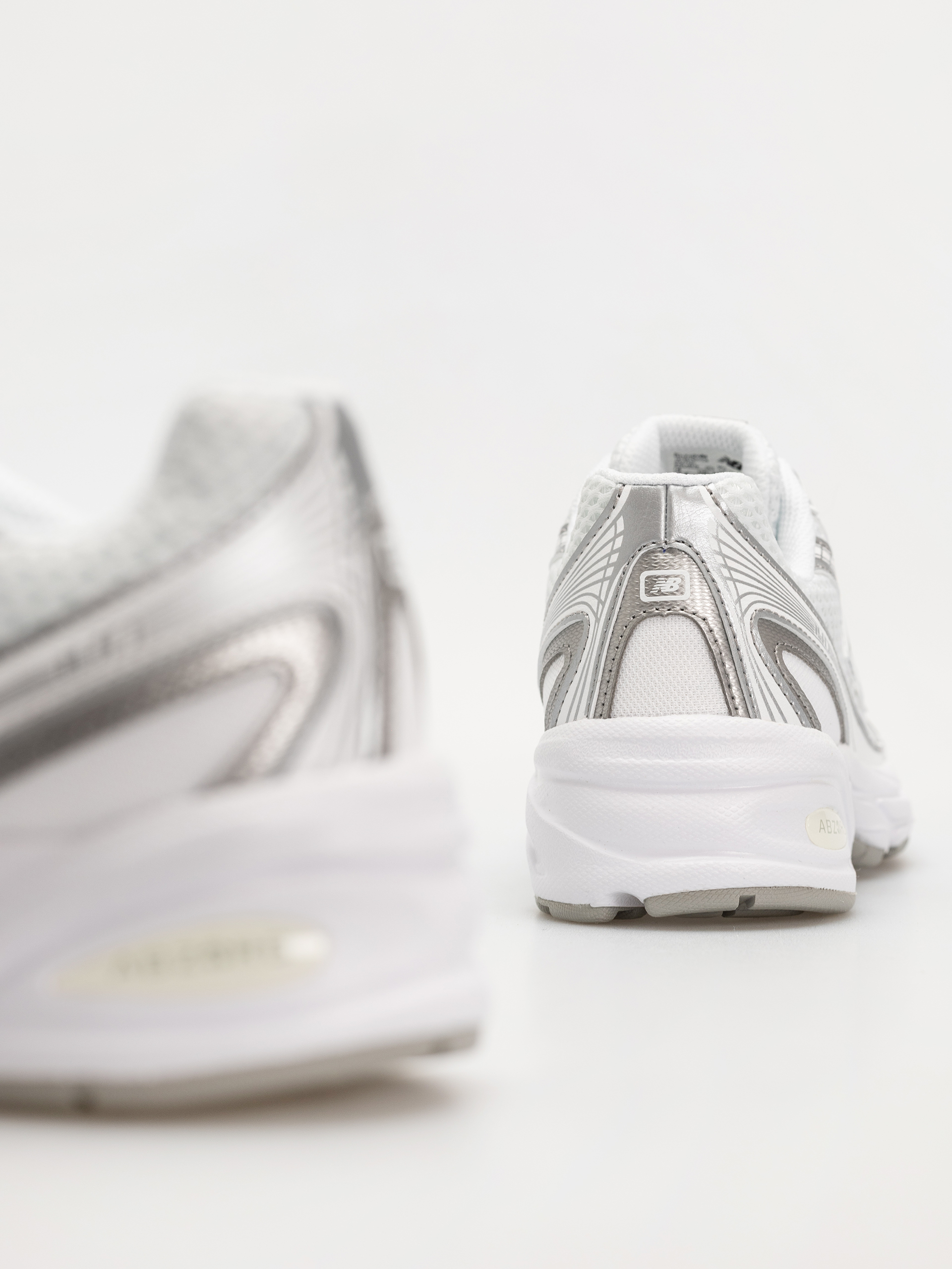 Pantofi New Balance 740 JR (white)