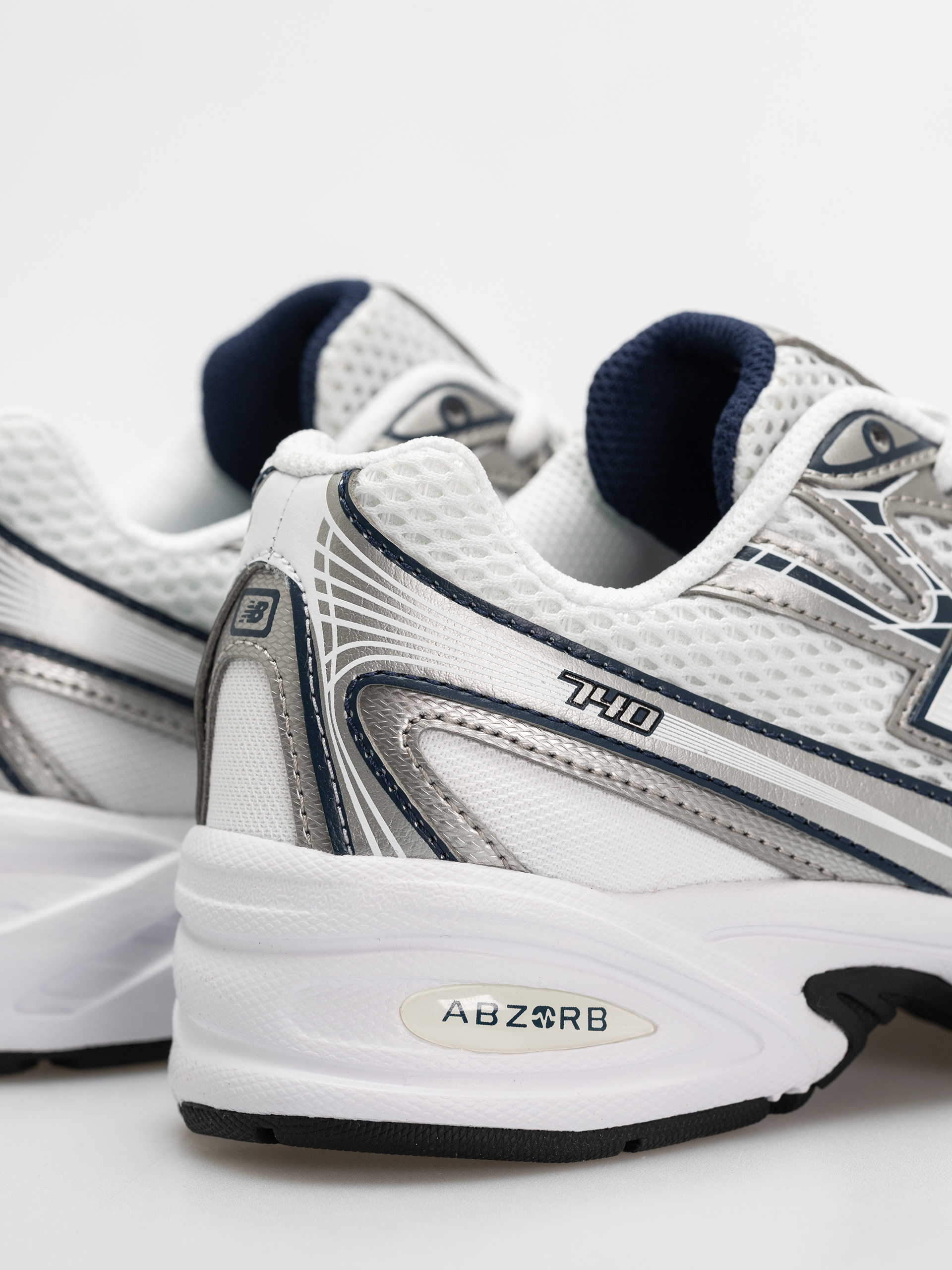 Pantofi New Balance 740 JR - argit (nb navy)