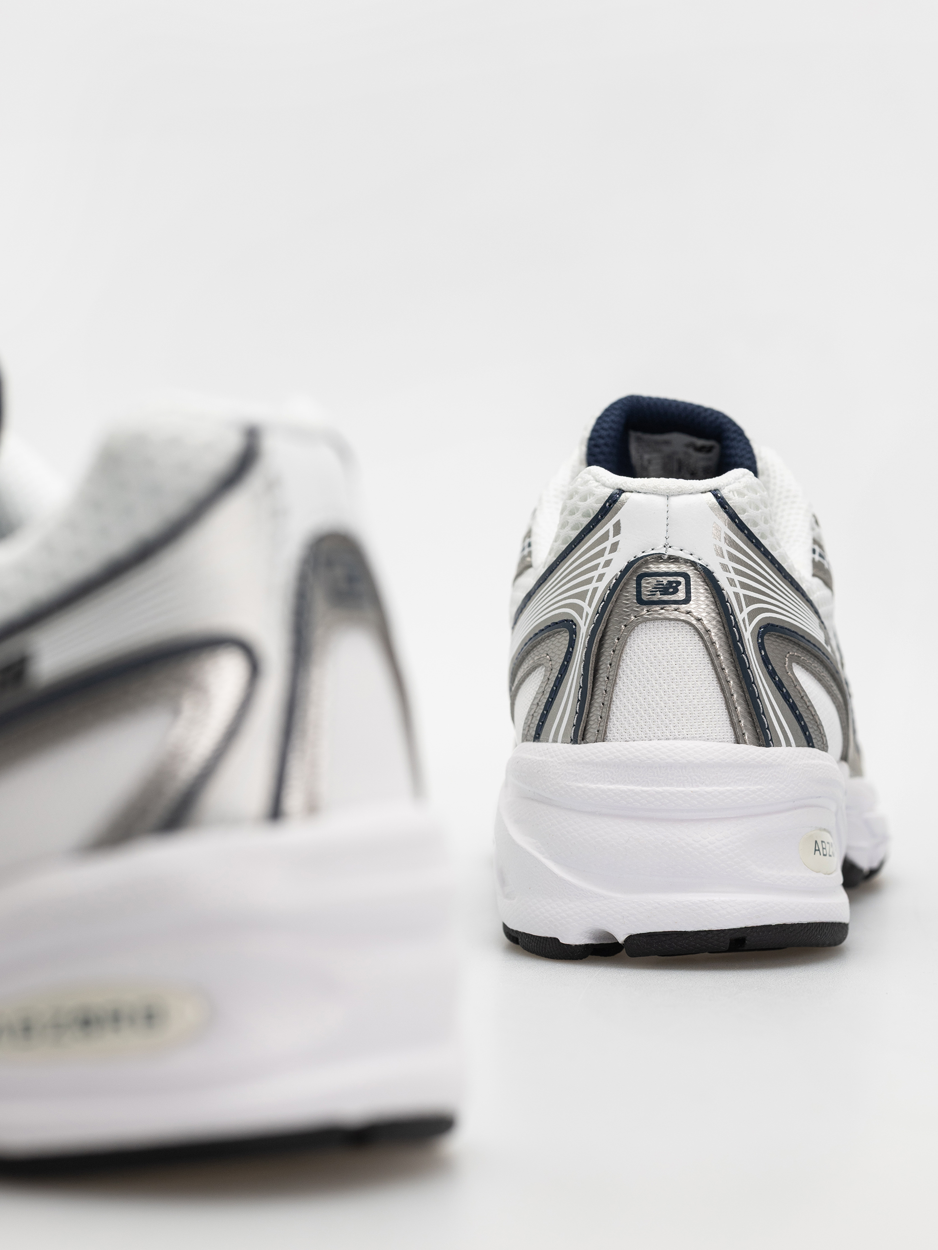 Pantofi New Balance 740 JR (nb navy)