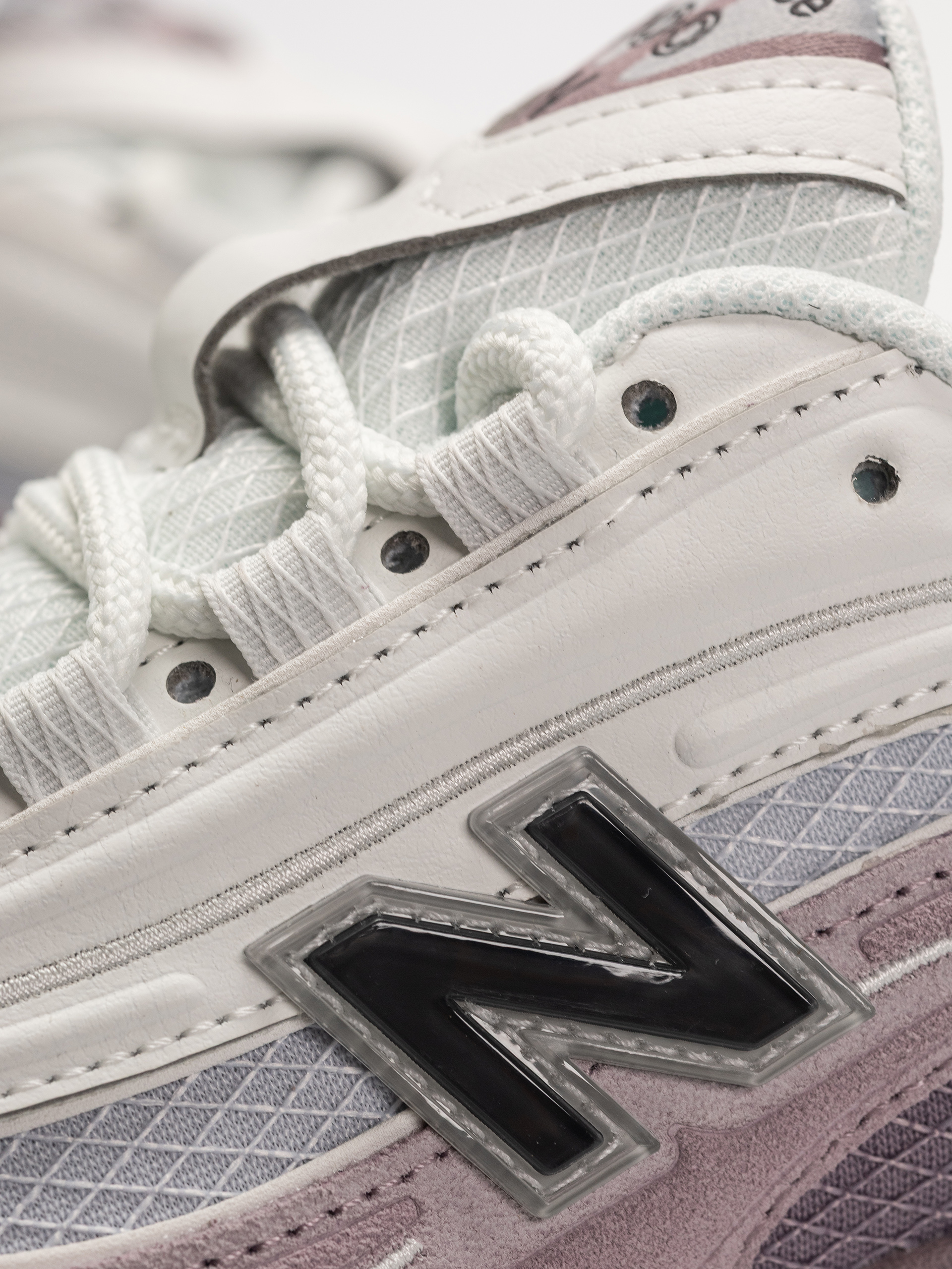 Pantofi New Balance 1000 (ice wine)