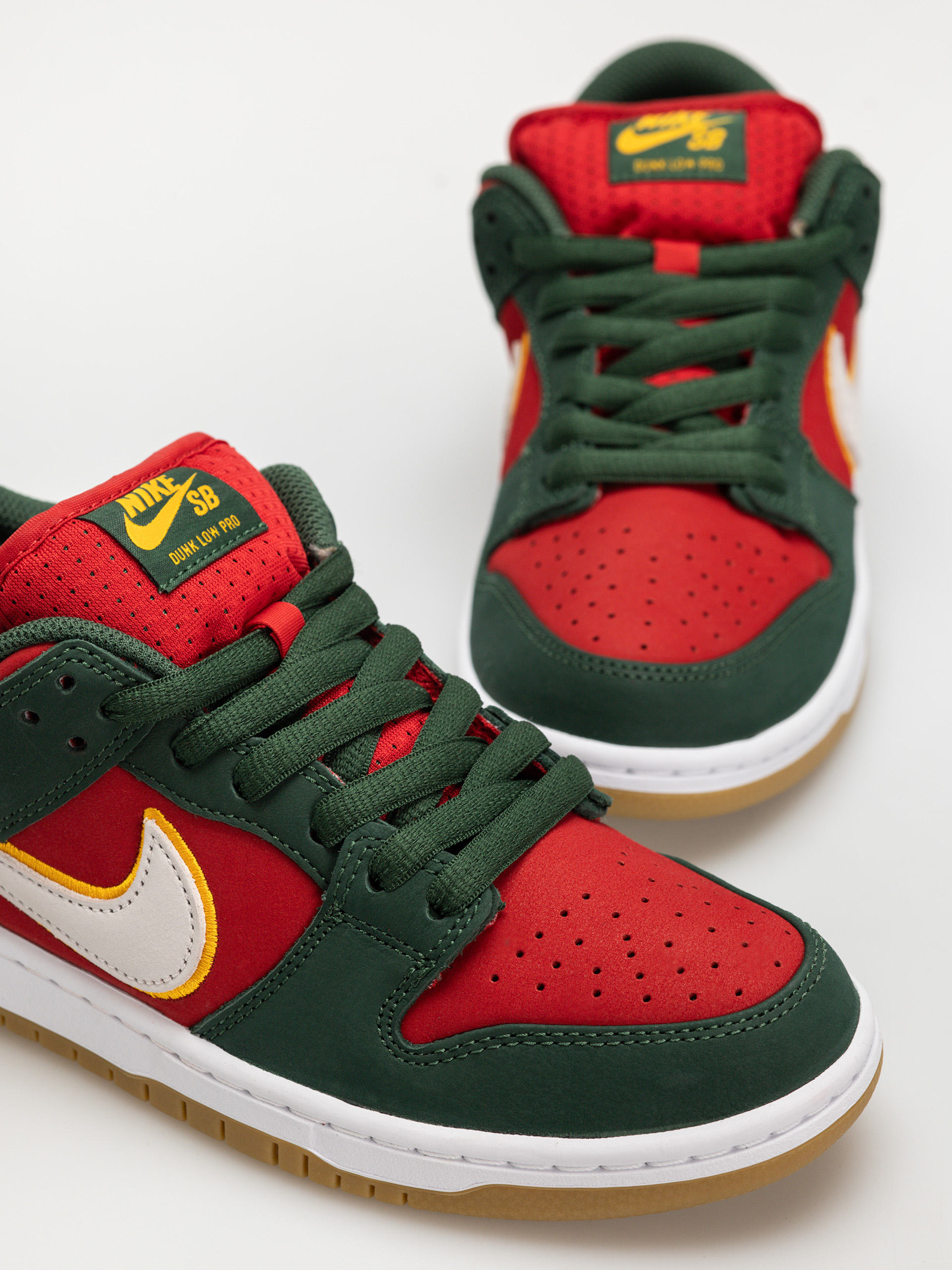 Pantofi Nike SB Dunk Low Pro Prm (fir/white university gold fire red)