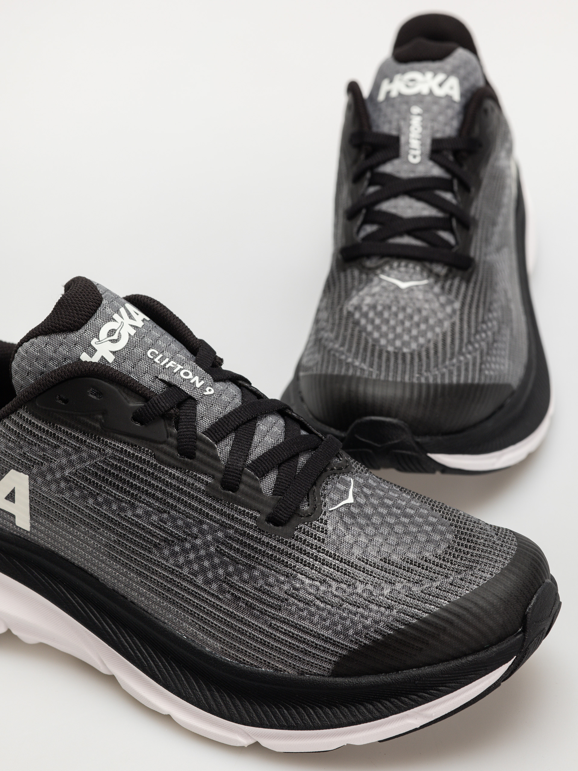 Pantofi Hoka Clifton 9 JR (black/white)