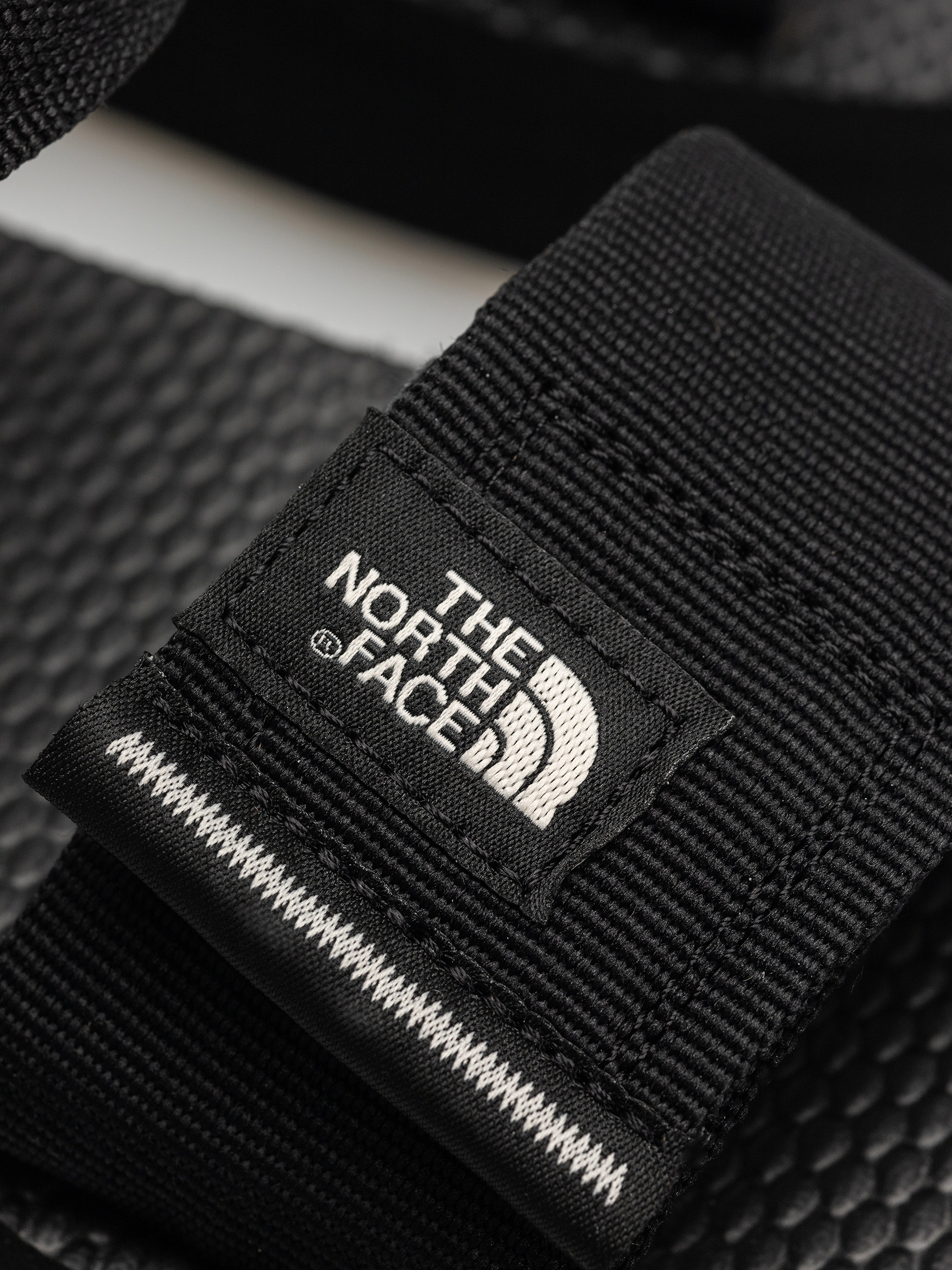 Sandale The North Face Skeena Platform Wmn (tnf black/white dune)