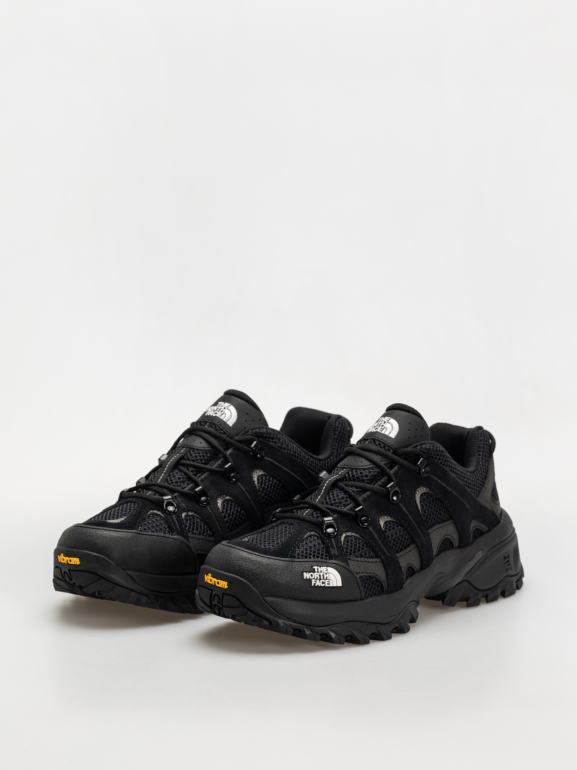 Pantofi The North Face Hedgehog 06 Rvst (tnf black/tnf white)