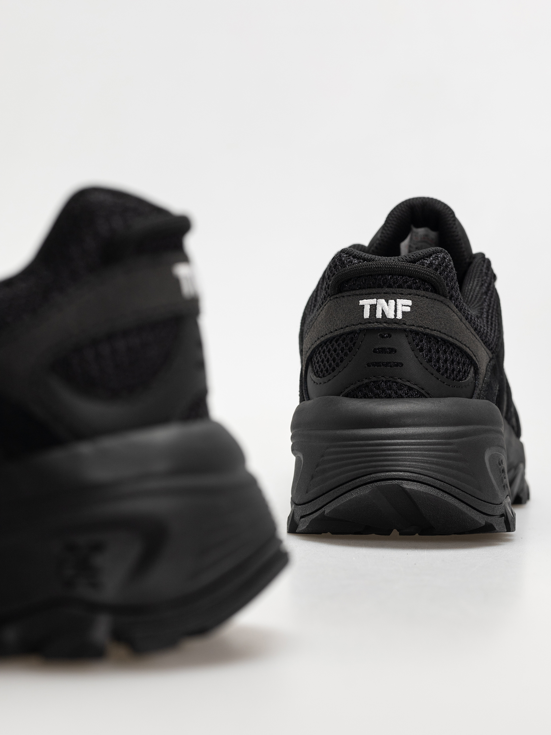 Pantofi The North Face Hedgehog 06 Rvst (tnf black/tnf white)