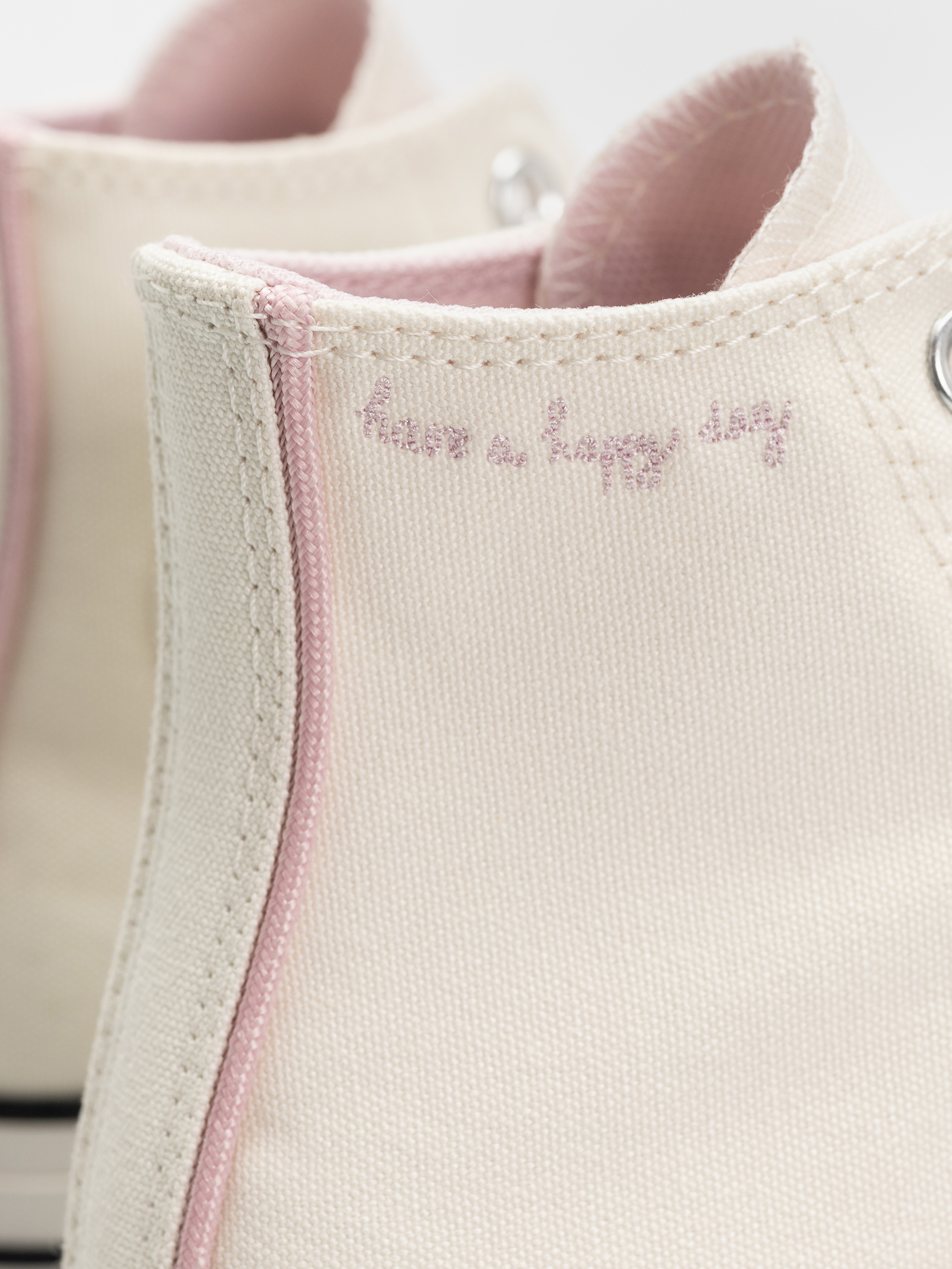 Teniși Converse Chuck Taylor All Star Hi Wmn (egret/summit pink/black)