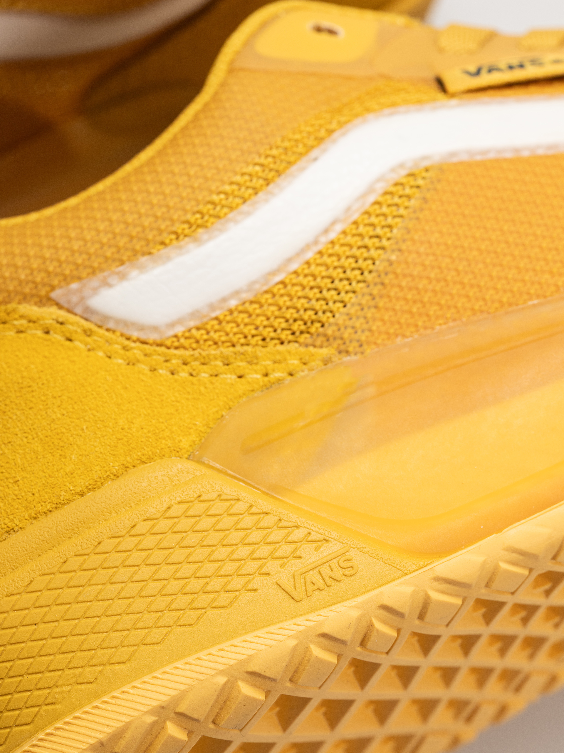 Pantofi Vans Skate Ave 2.0 (gold)