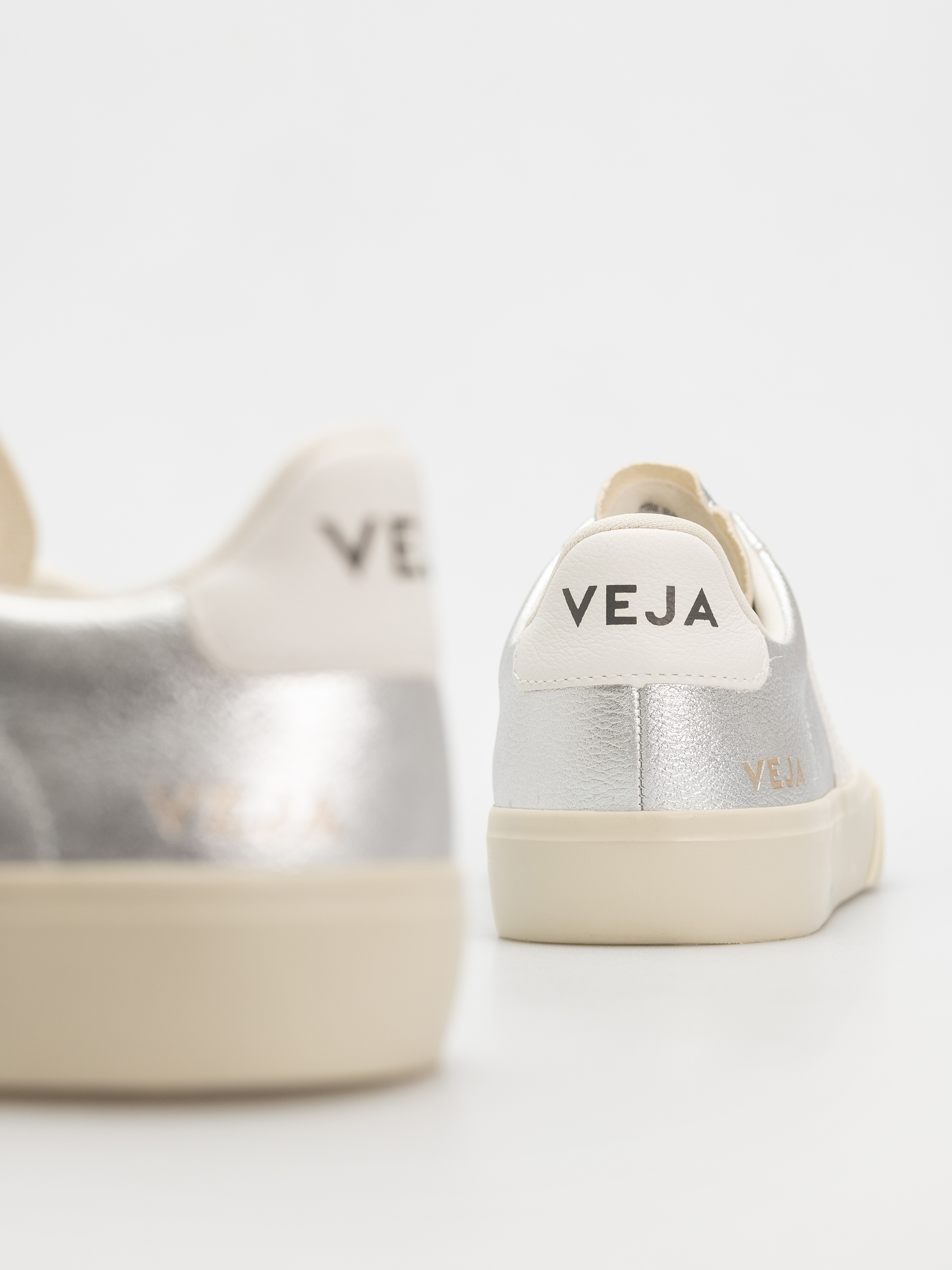 Pantofi Veja Campo Wmn (silver white)