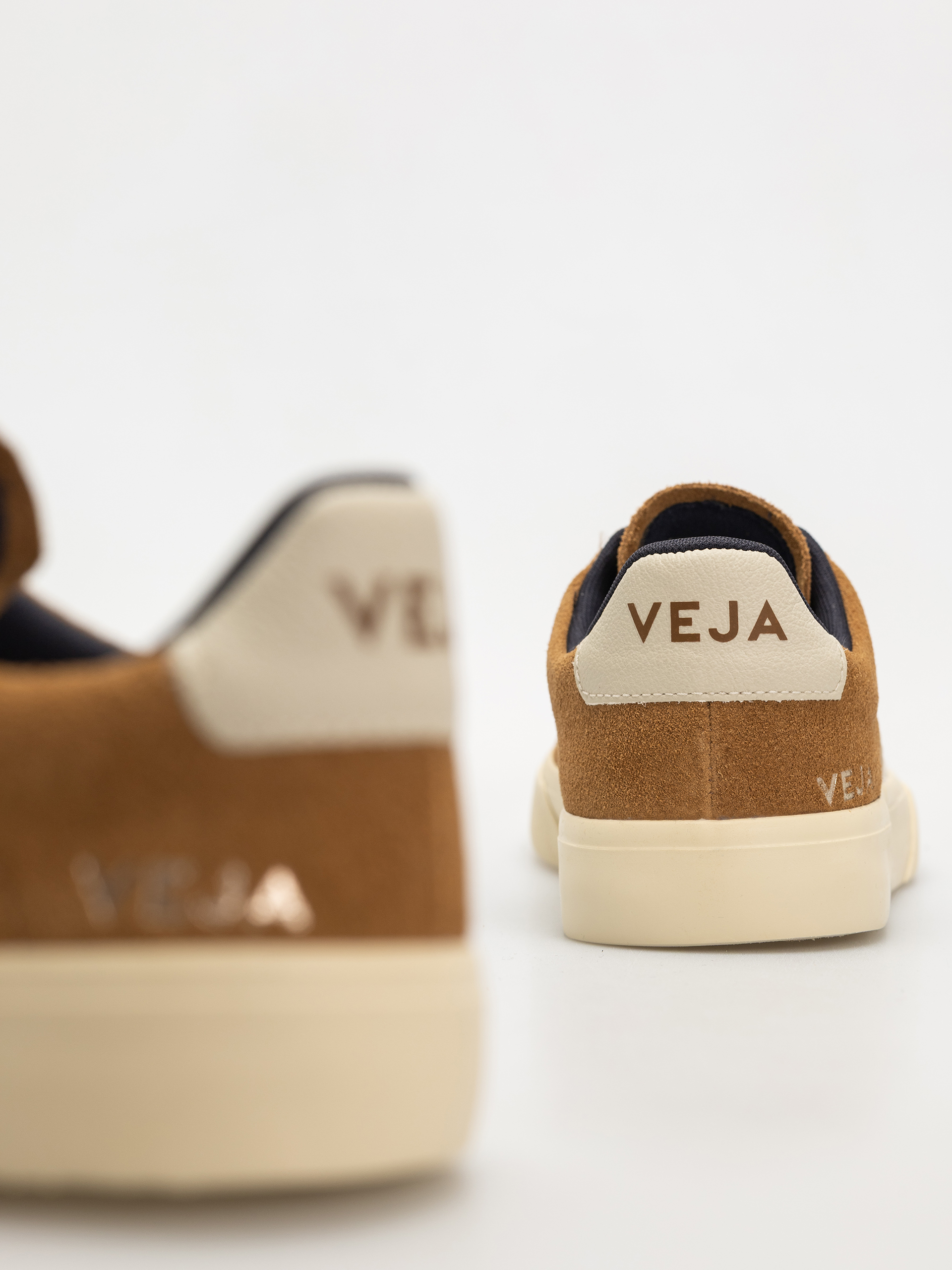 Pantofi Veja Campo Bold Wmn (camel pierre)