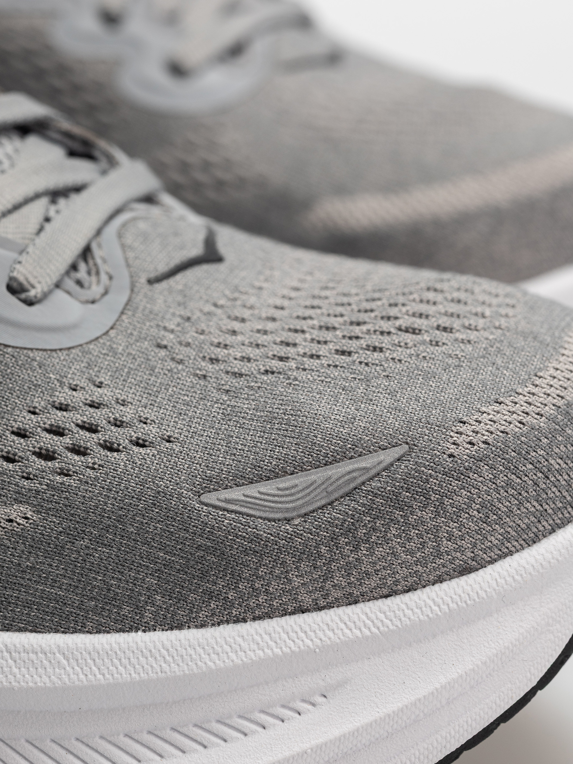 Pantofi Hoka Bondi 9 (galactic grey/stellar gray)