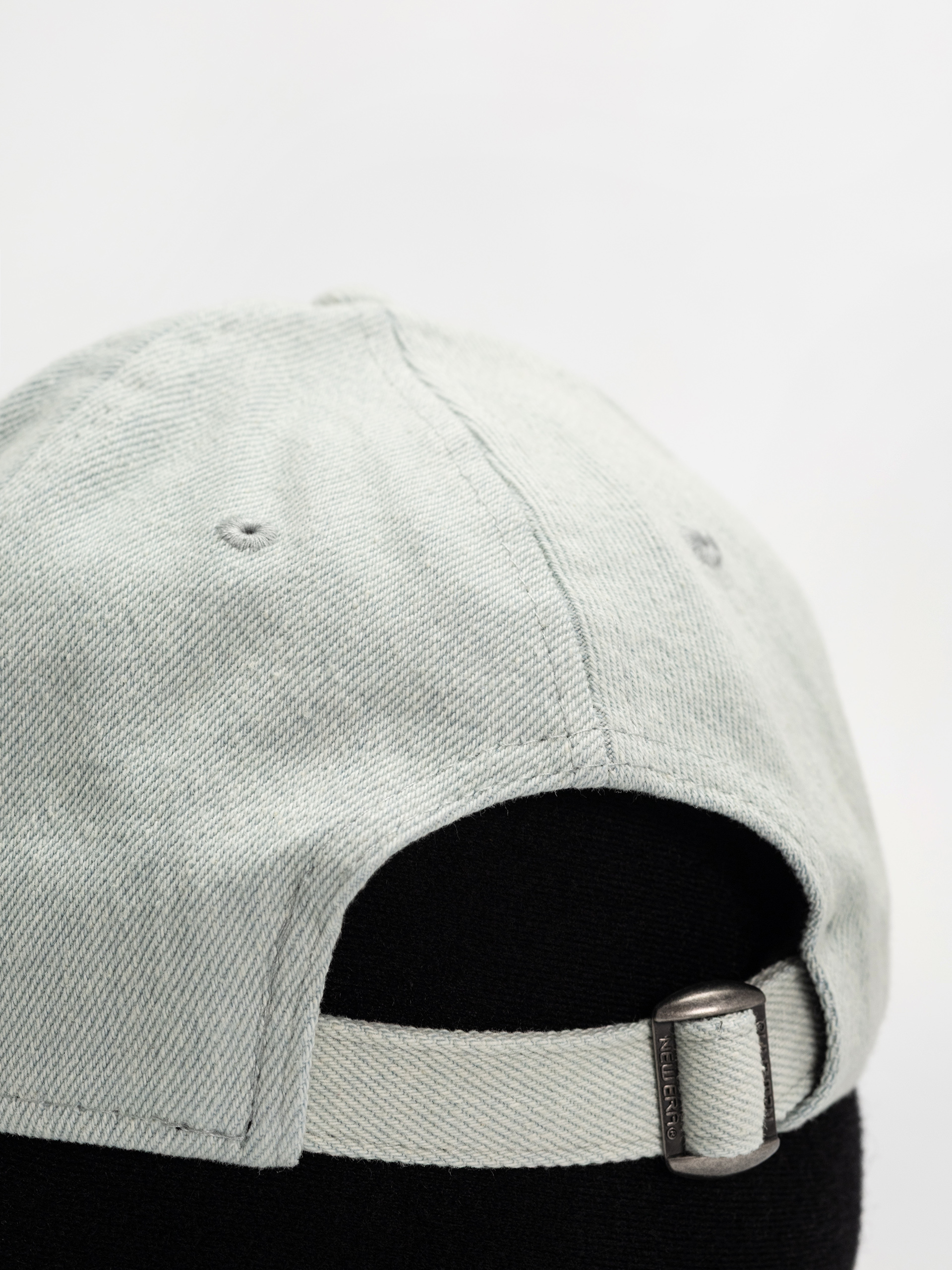 Șapcă New Era Denim Icon 9Forty New York Yankees Wmn (pastel blue)
