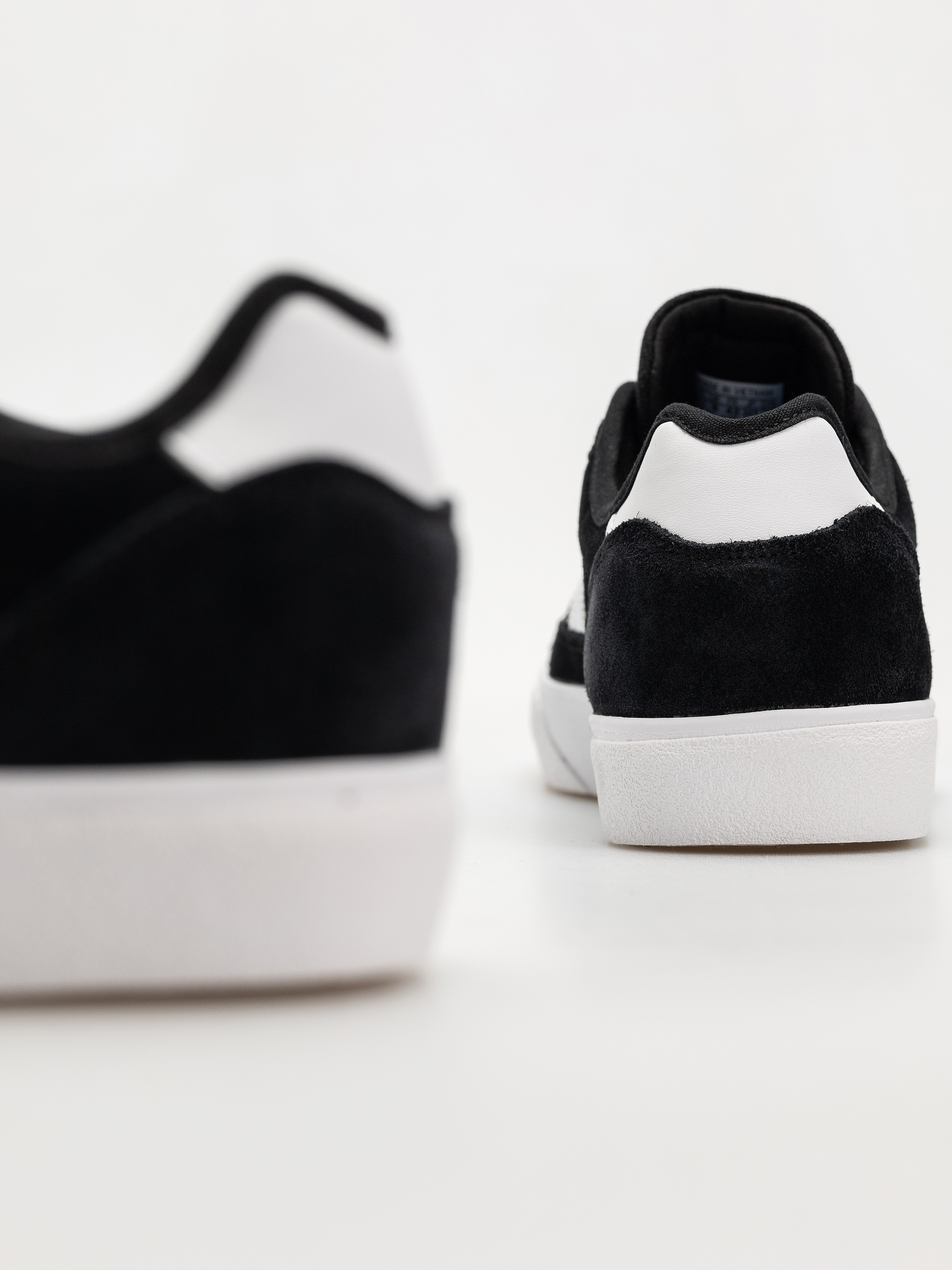 Pantofi adidas Court Tns Premiere (cblack/ftwwht/ftwwht)