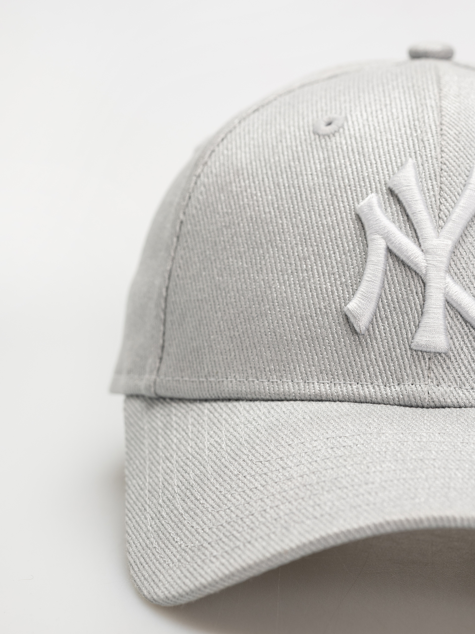 Șapcă New Era Met Denim 9Forty New York Yankees Wmn (silver)