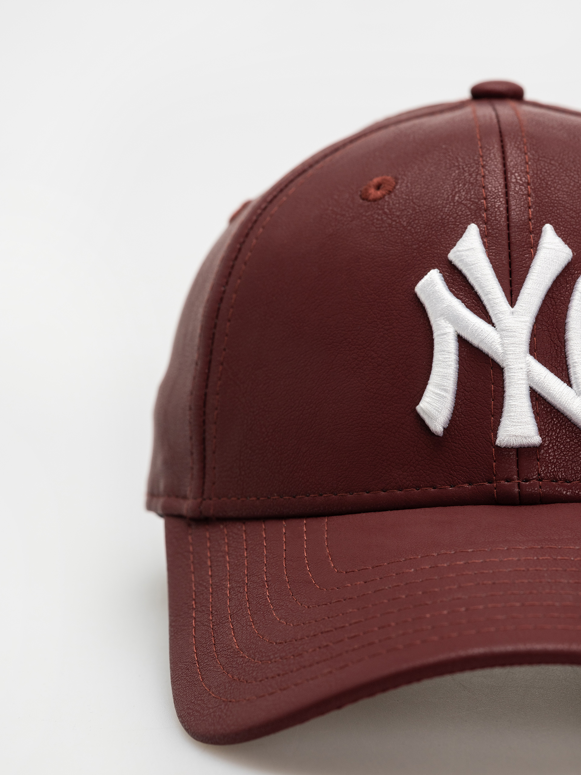 Șapcă New Era Crinkled Pu 9Forty New York Yankees Wmn (dark red)