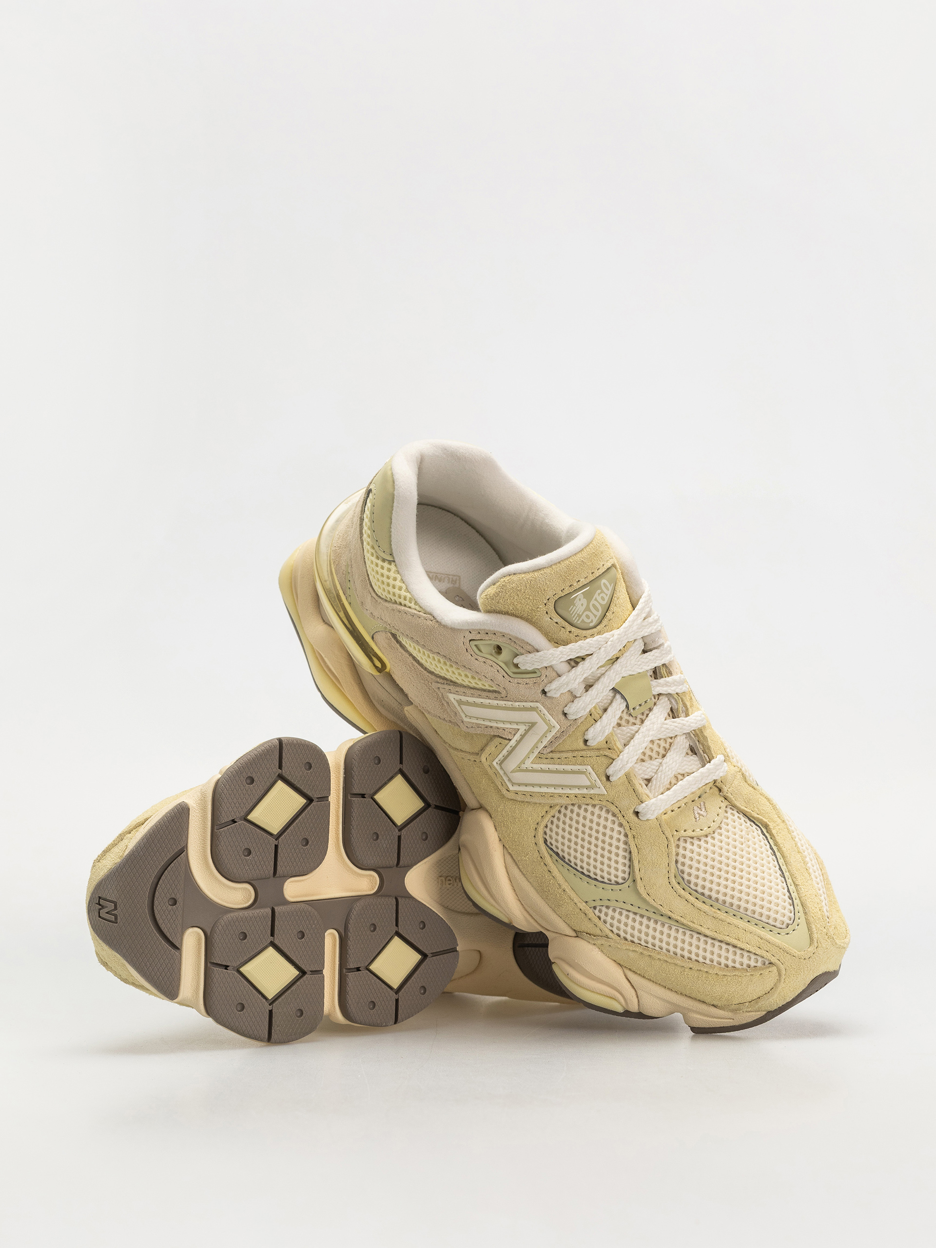 Pantofi New Balance 9060 - galben (parchment)