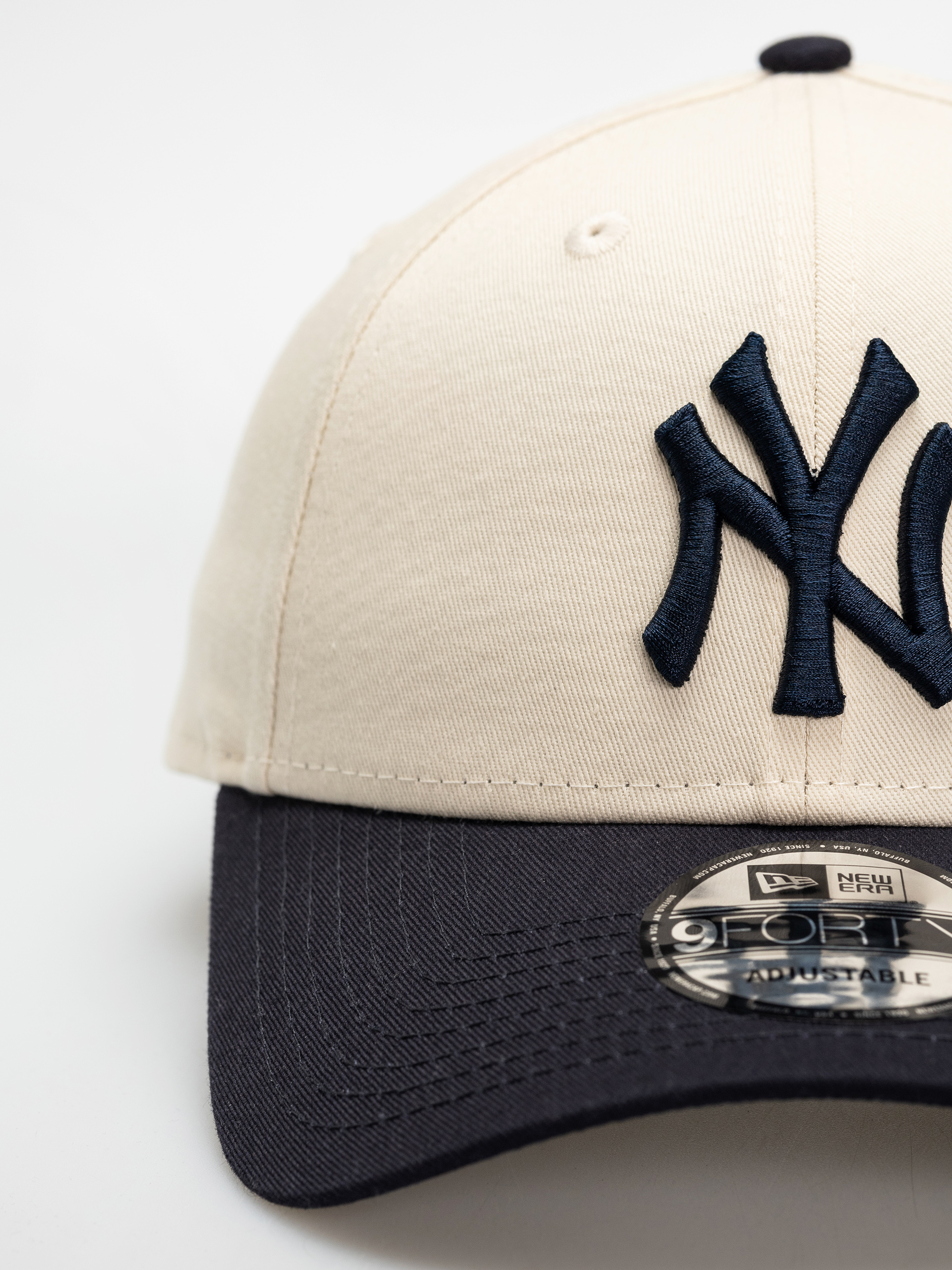 Șapcă New Era Colour Block 9Forty New York Yankees (light beige)