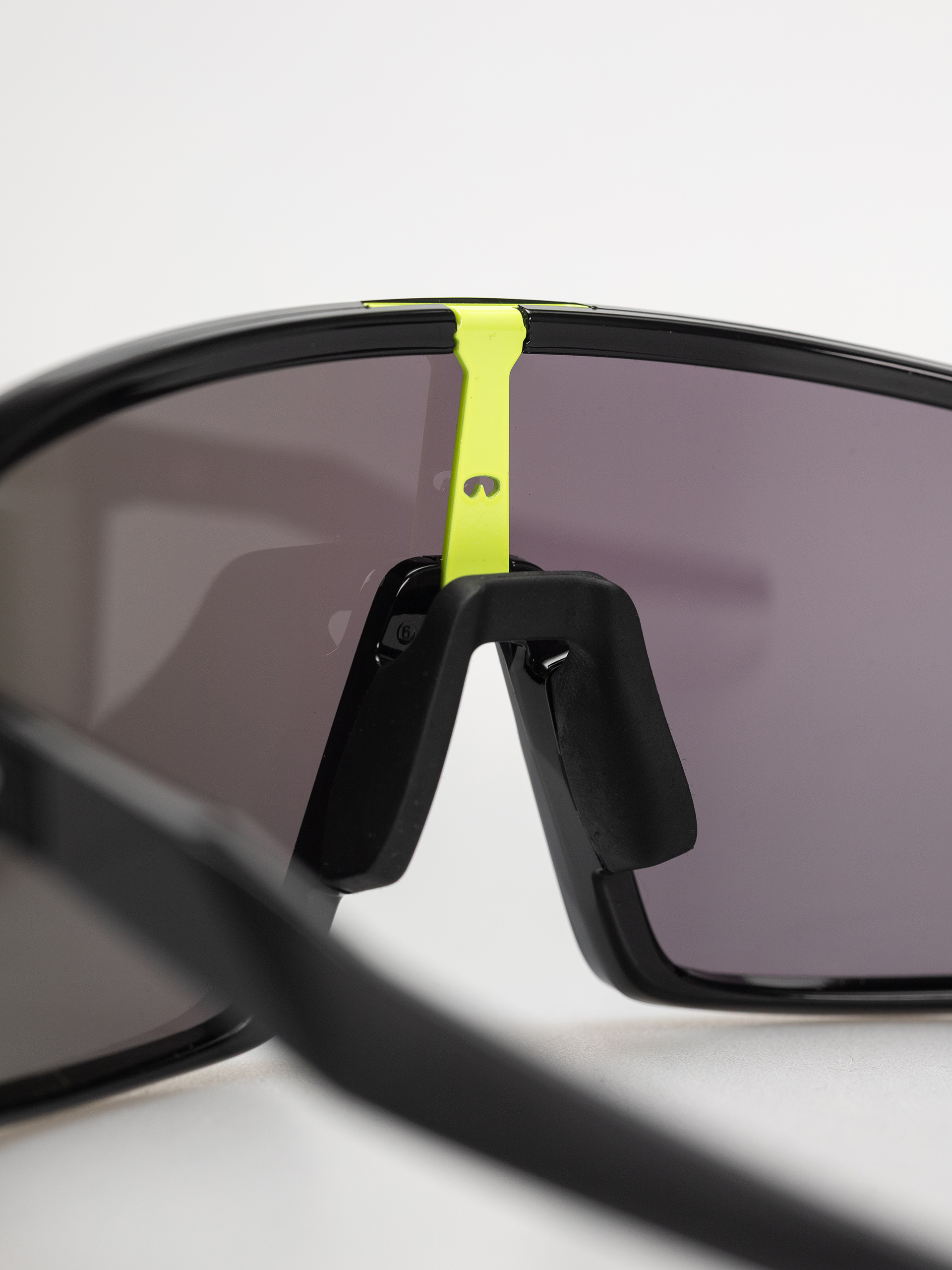 Ochelari de soare Oakley Sutro (black ink/prizm jade)