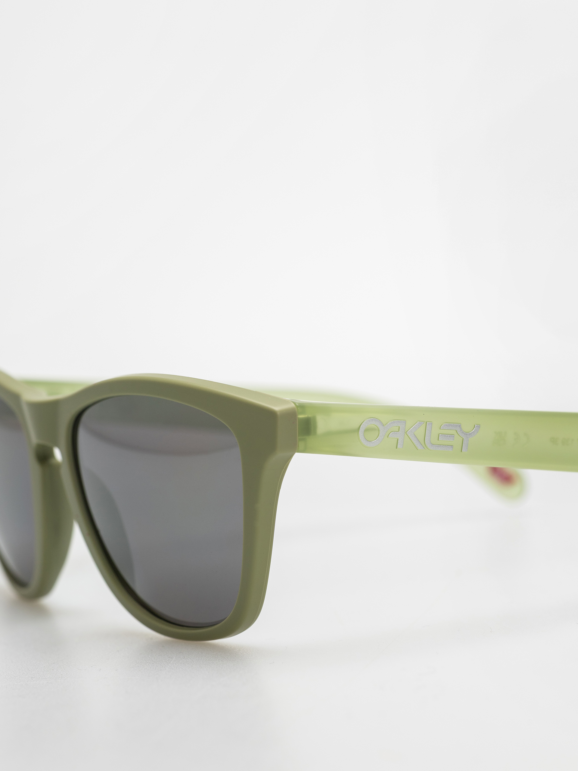 Ochelari de soare Oakley Frogskins (matte fern/prizm black polar)