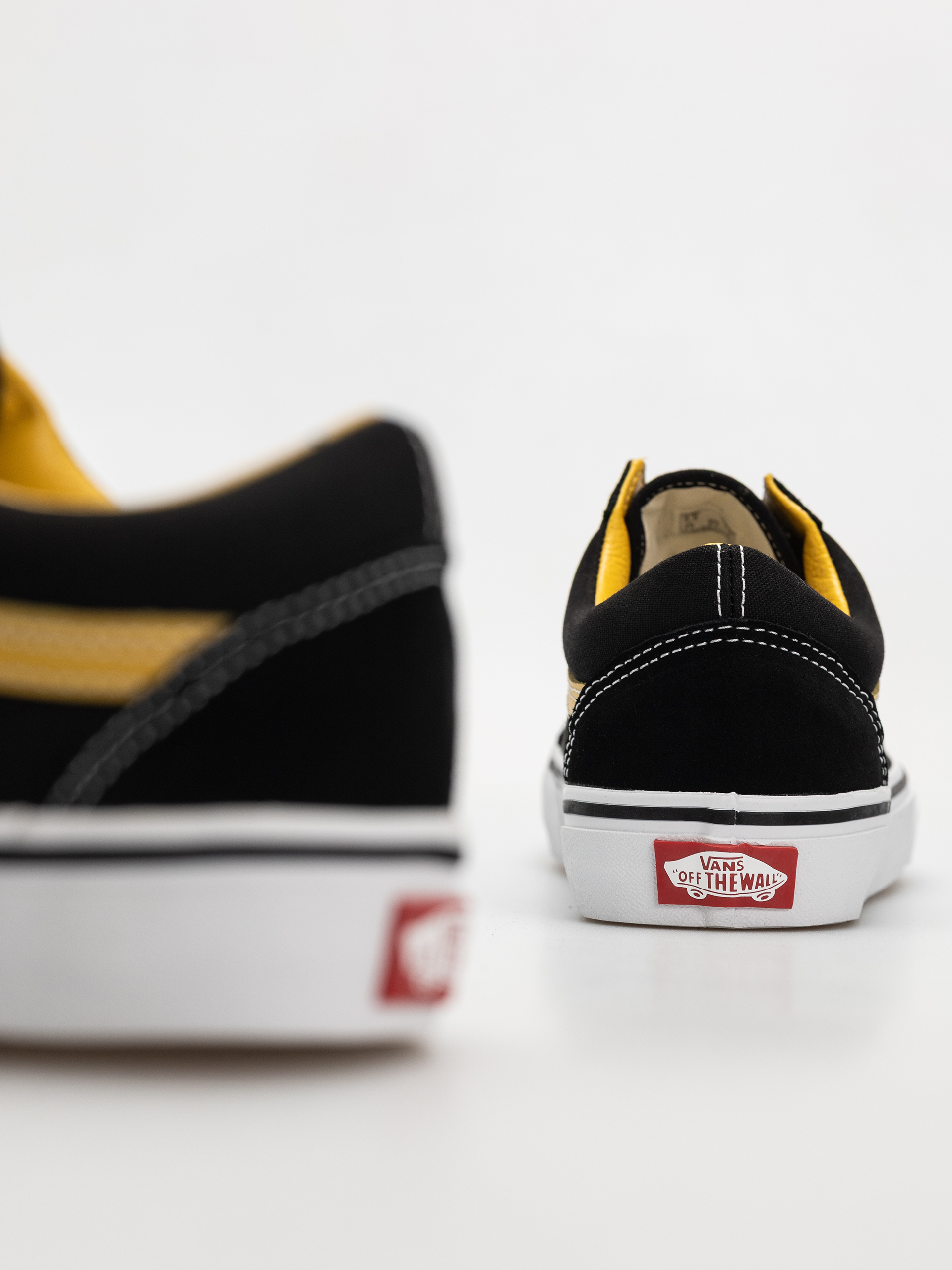 Pantofi Vans Old Skool (pop yellow)