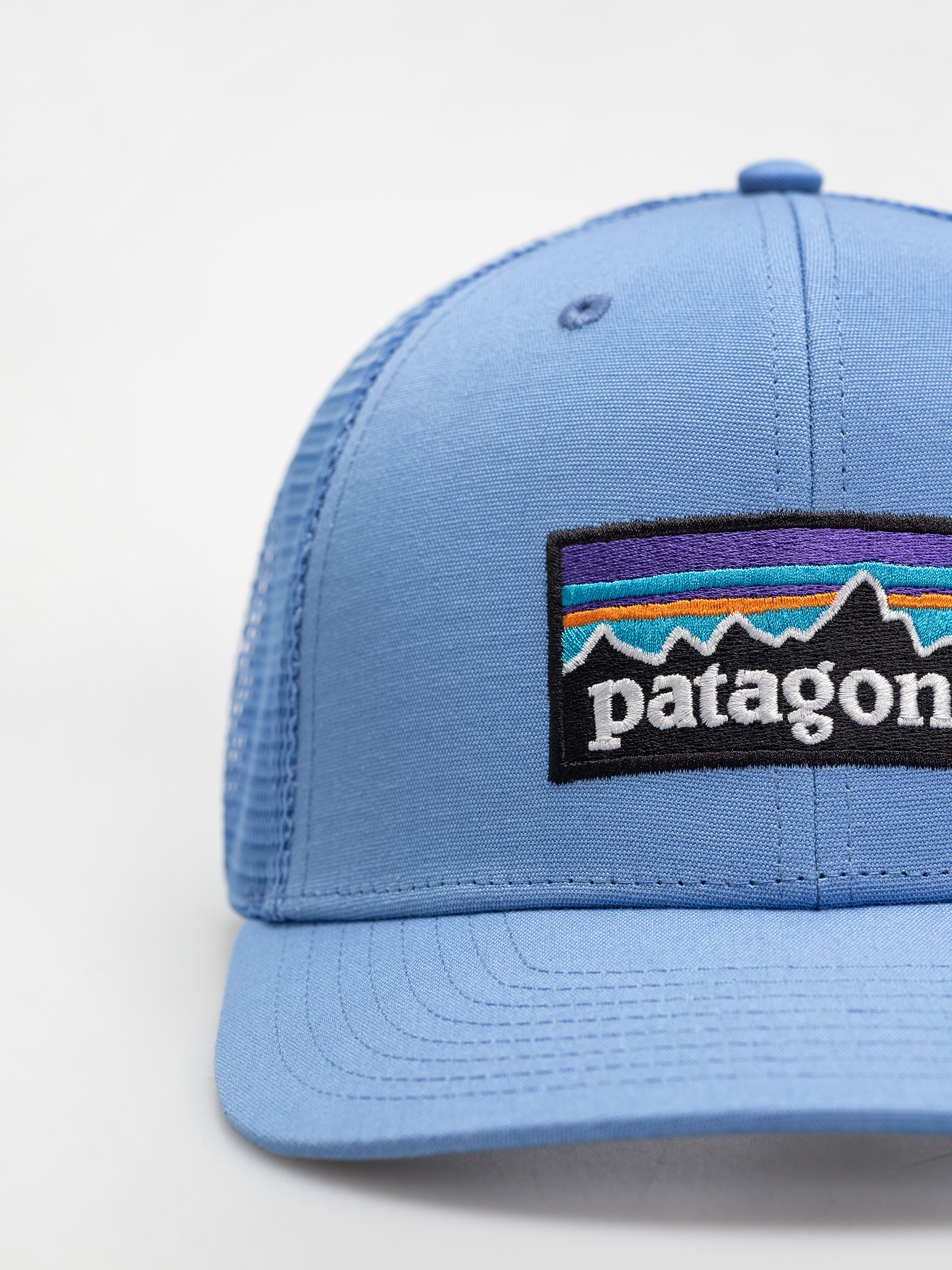 Șapcă Patagonia P 6 Logo Trucker (abundant blue)