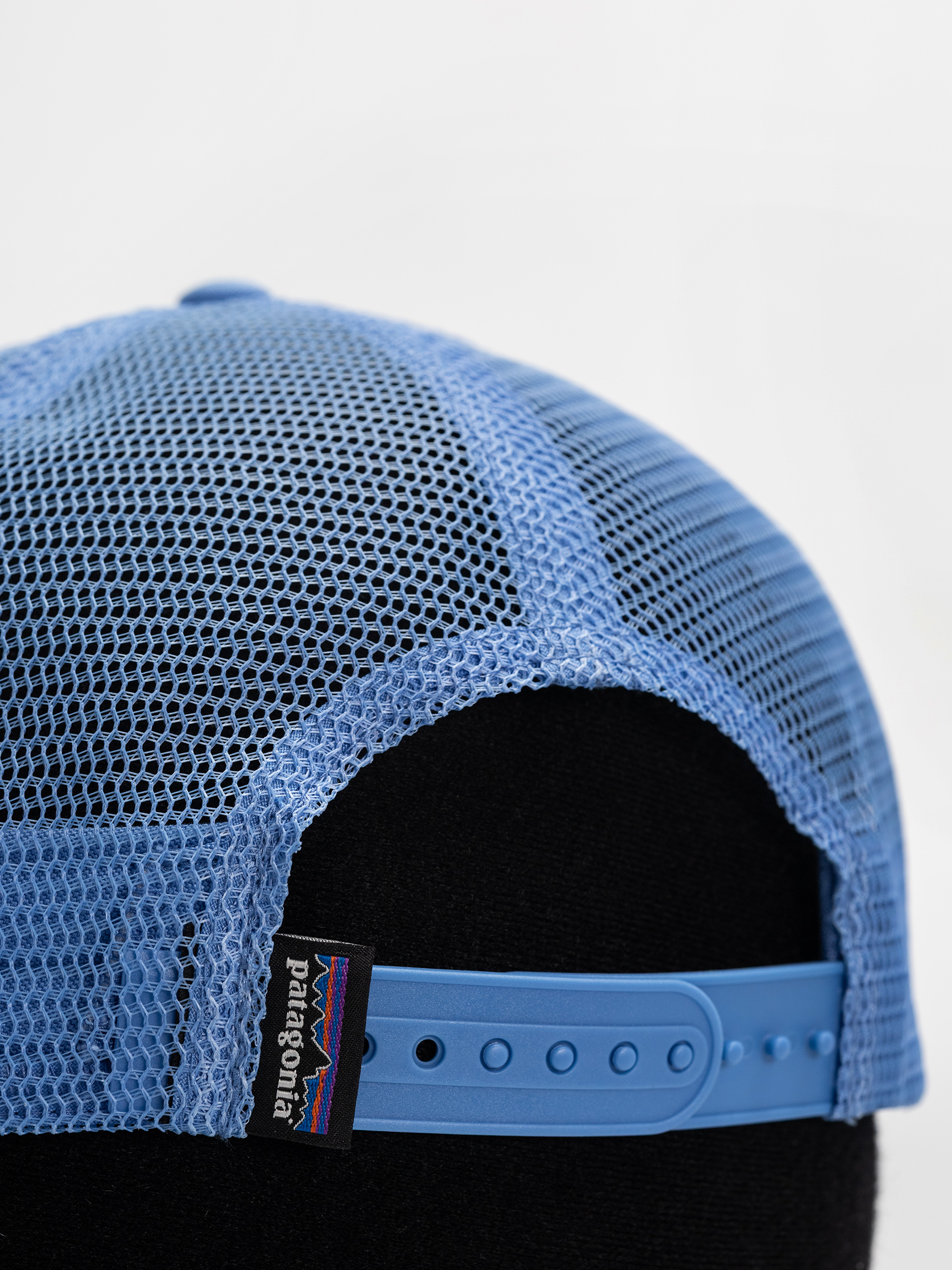Șapcă Patagonia P 6 Logo Trucker (abundant blue)
