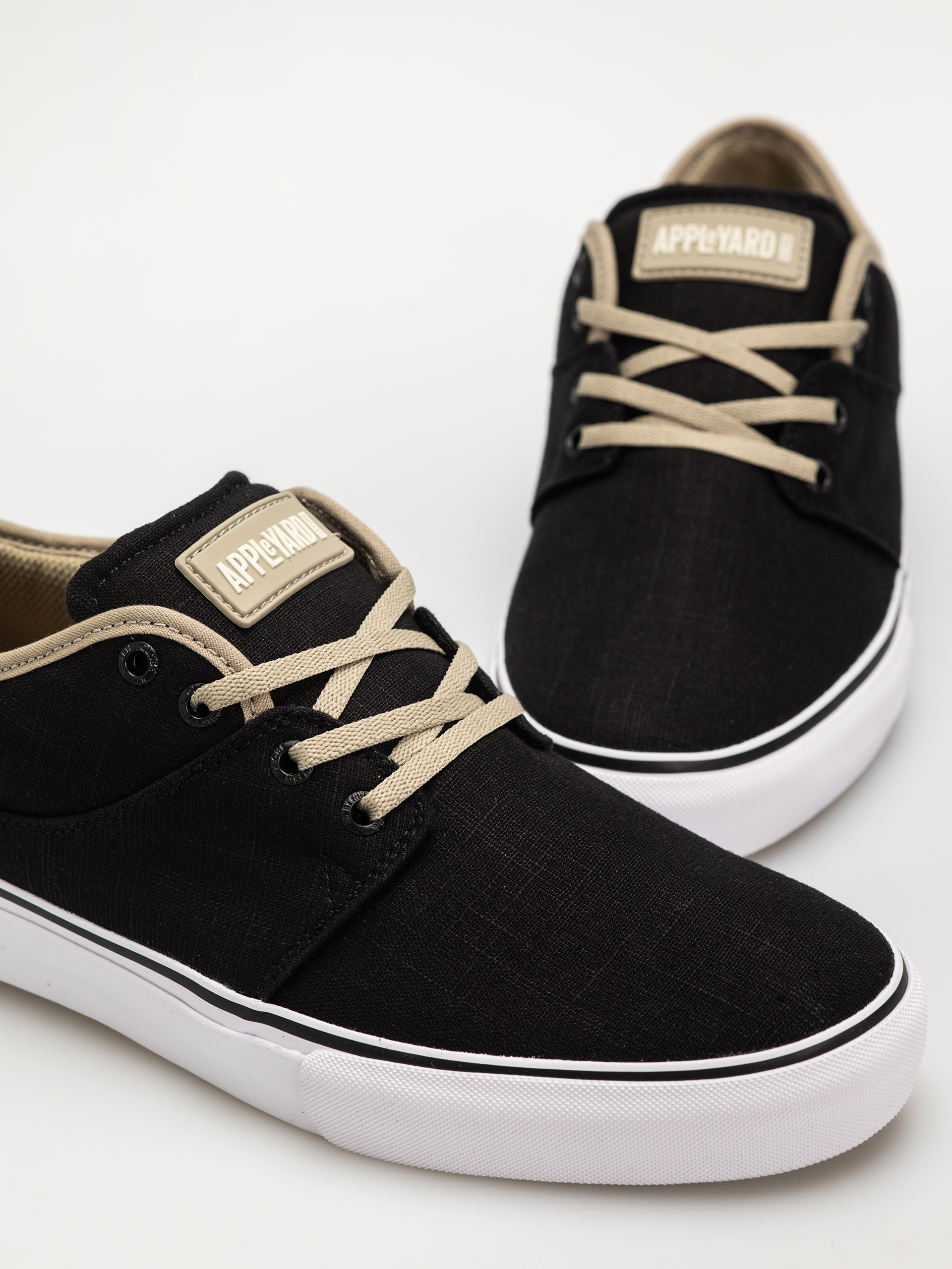 Pantofi Globe Mahalo (black/stone)