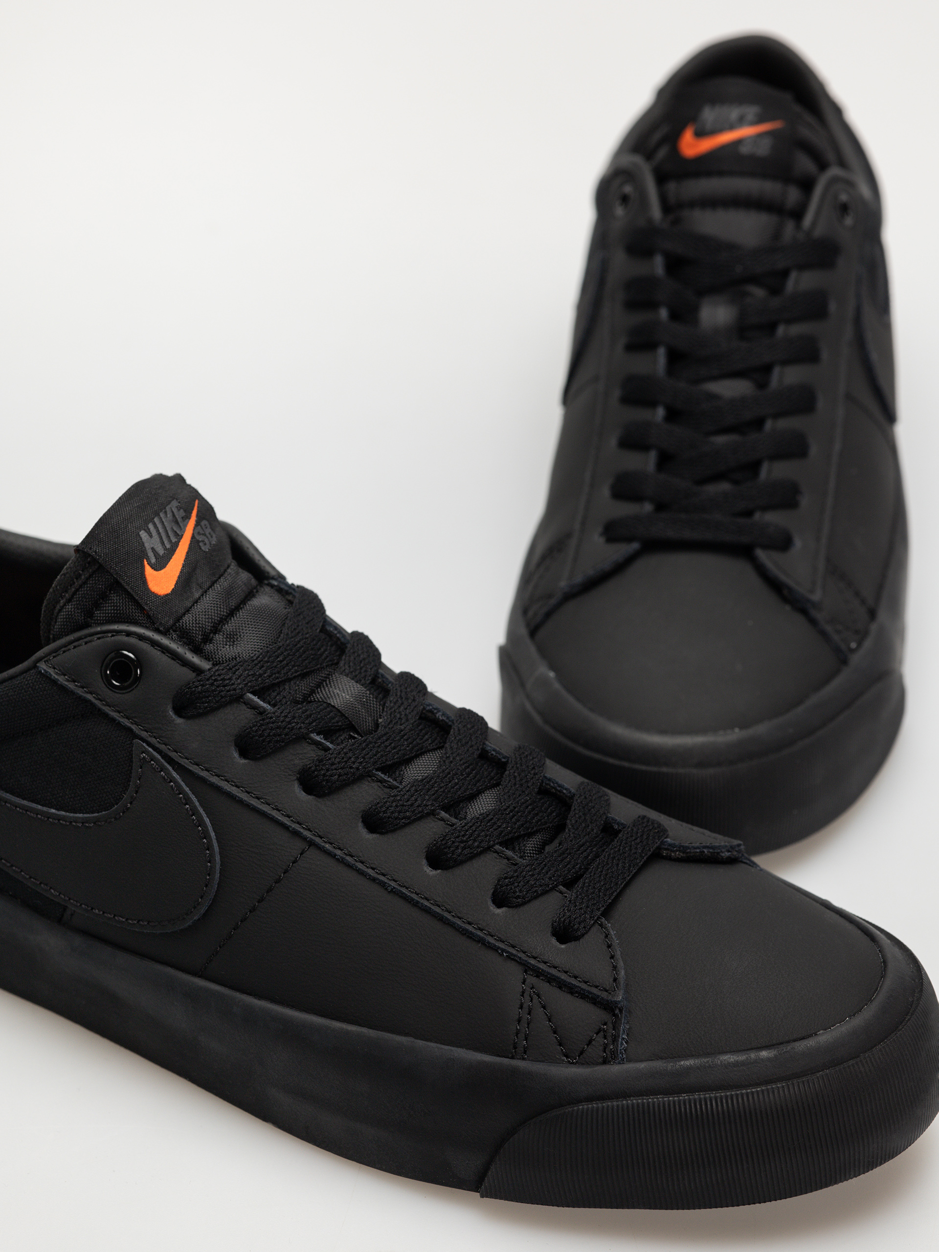 Pantofi Nike SB Zoom Blazer Low Pro GT ISO (black/black black black)