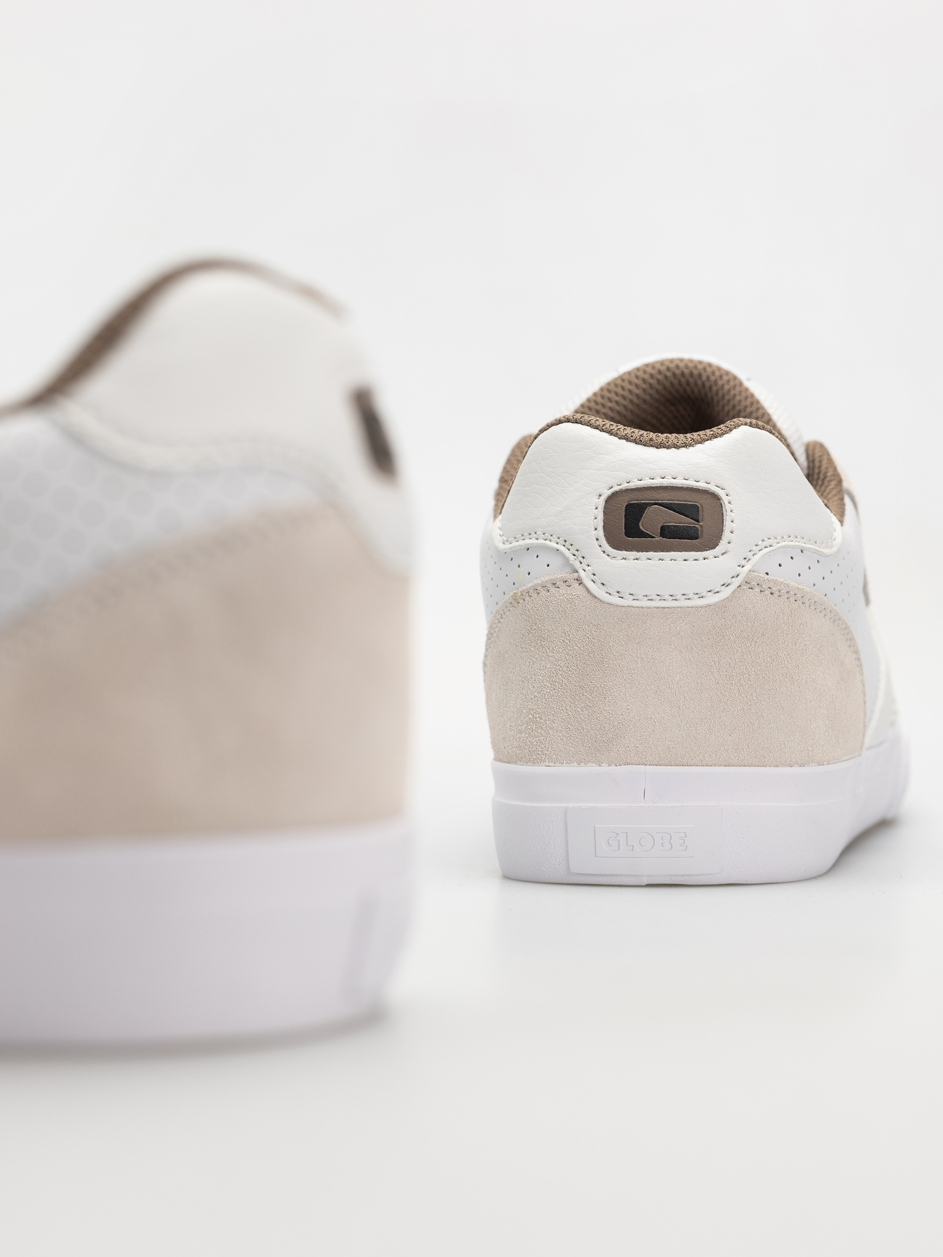 Pantofi Globe Encore 2 (white dip)