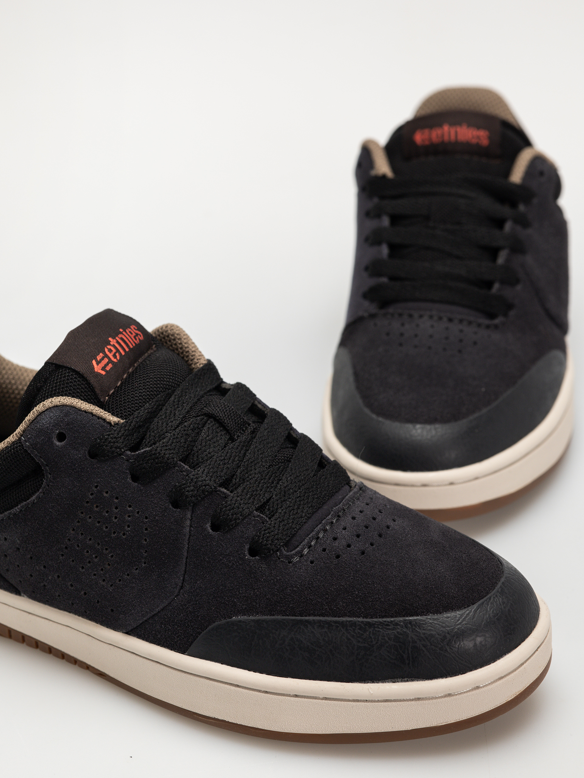 Pantofi Etnies Marana (dark grey/black/red)