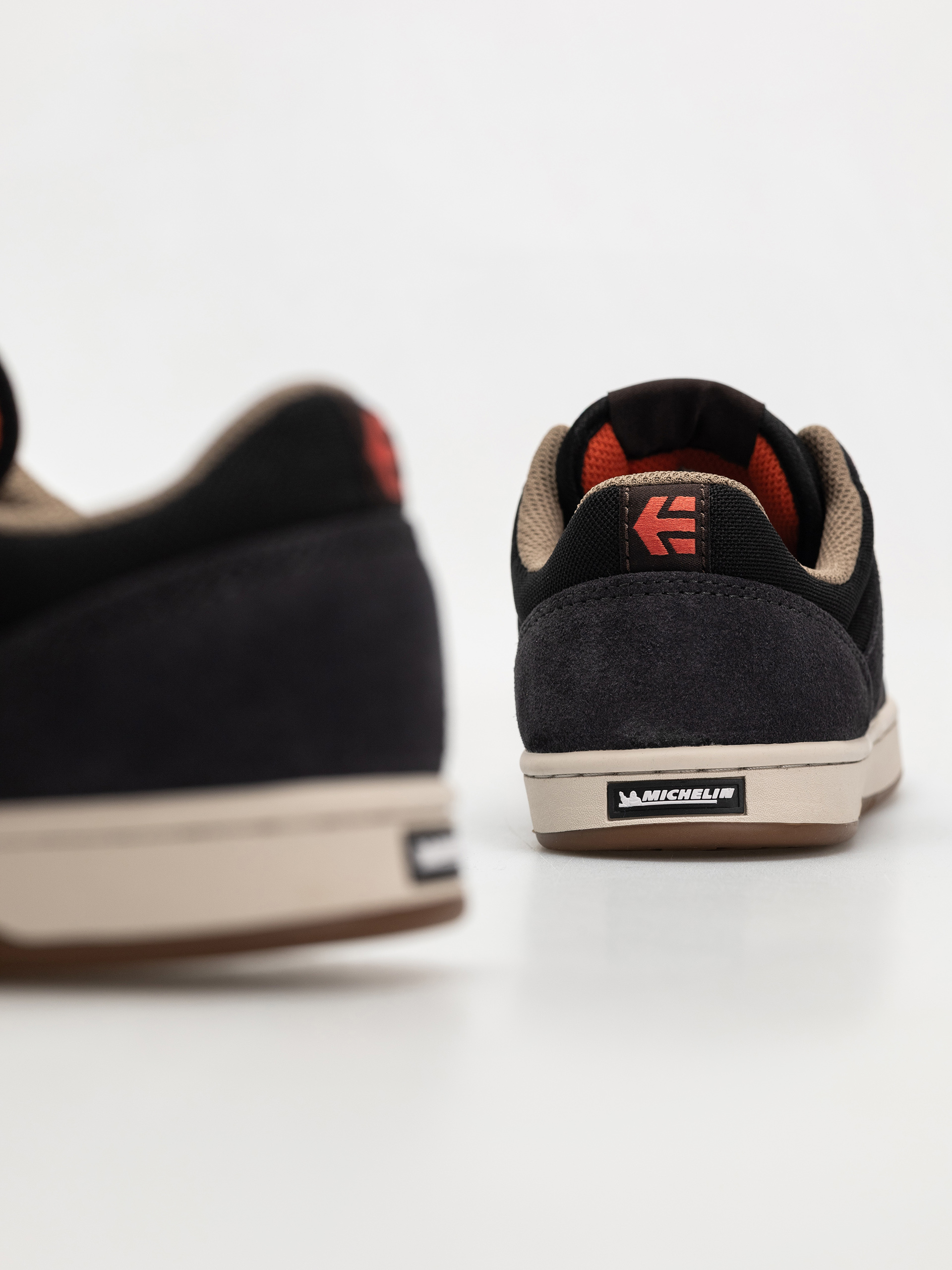 Pantofi Etnies Marana (dark grey/black/red)