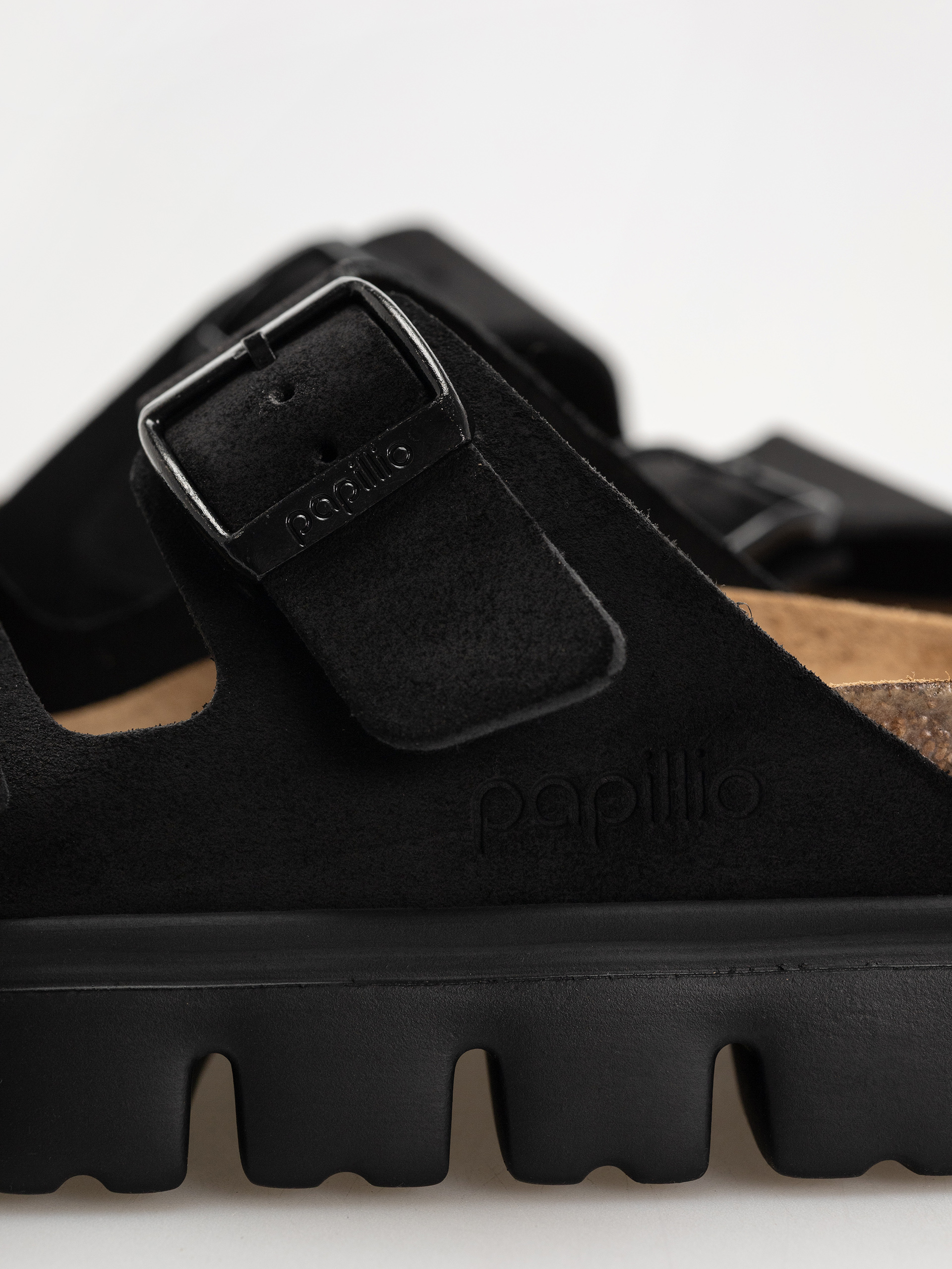 Șlapi Birkenstock Arizona Chunky Suede Narrow Wmn (black/black)