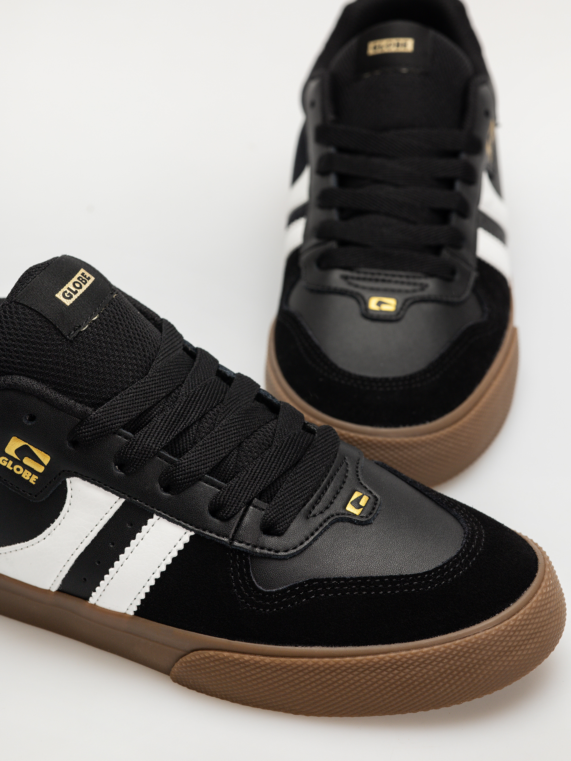 Pantofi Globe Encore 2 (black/white/tobacco)