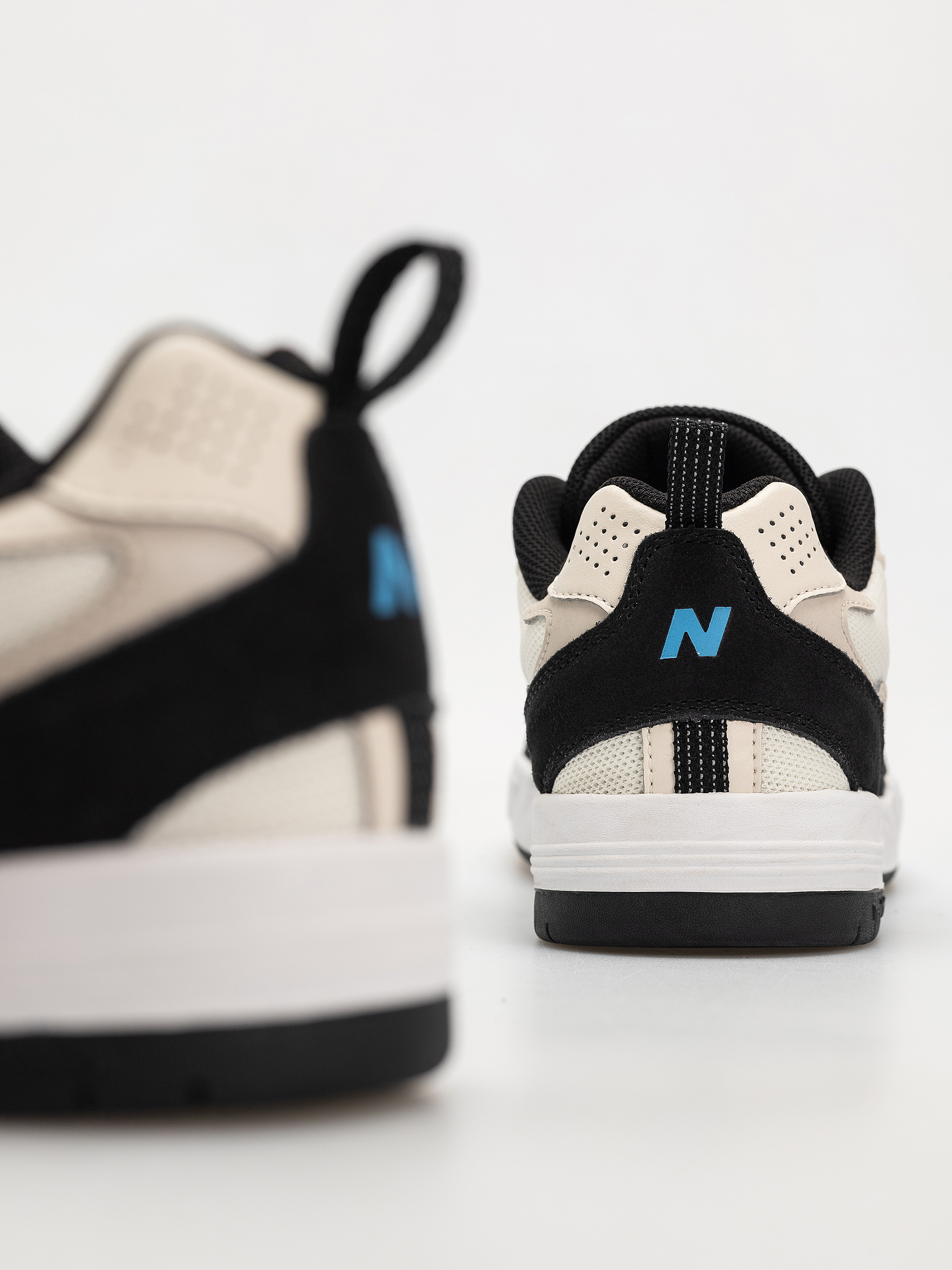 Pantofi New Balance 808 (tan)