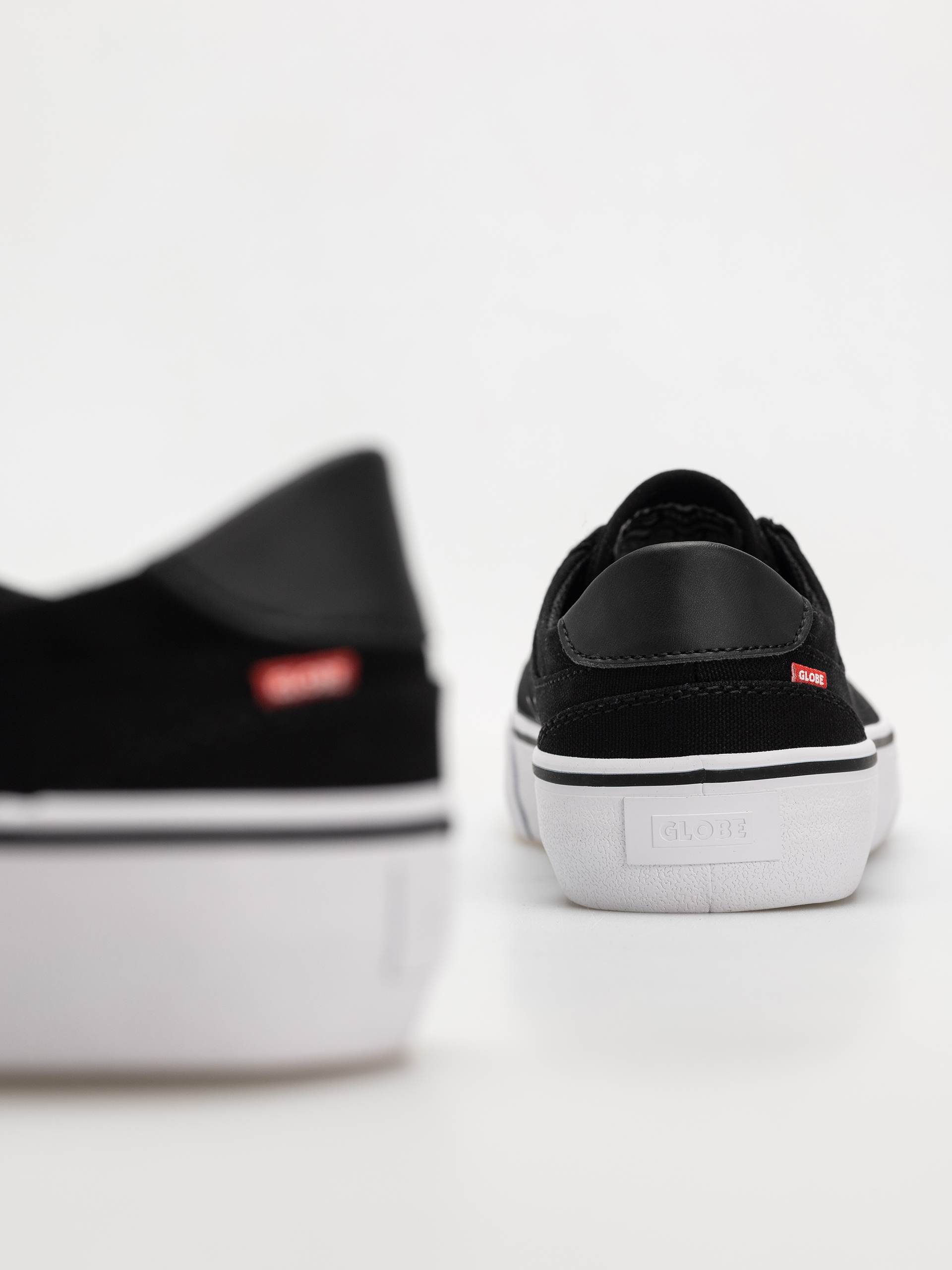 Pantofi Globe Goodstock (black/white)