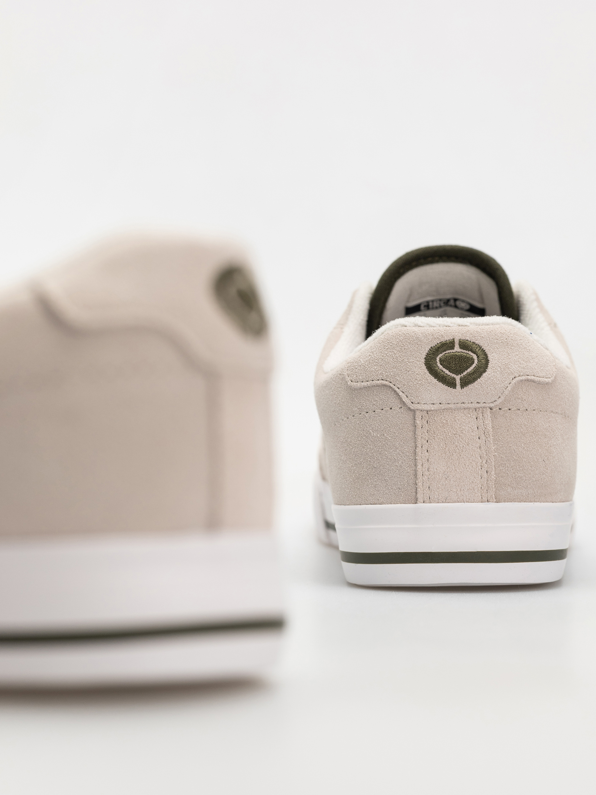 Pantofi Circa Al 50 Slim (moonbeam/avocado)