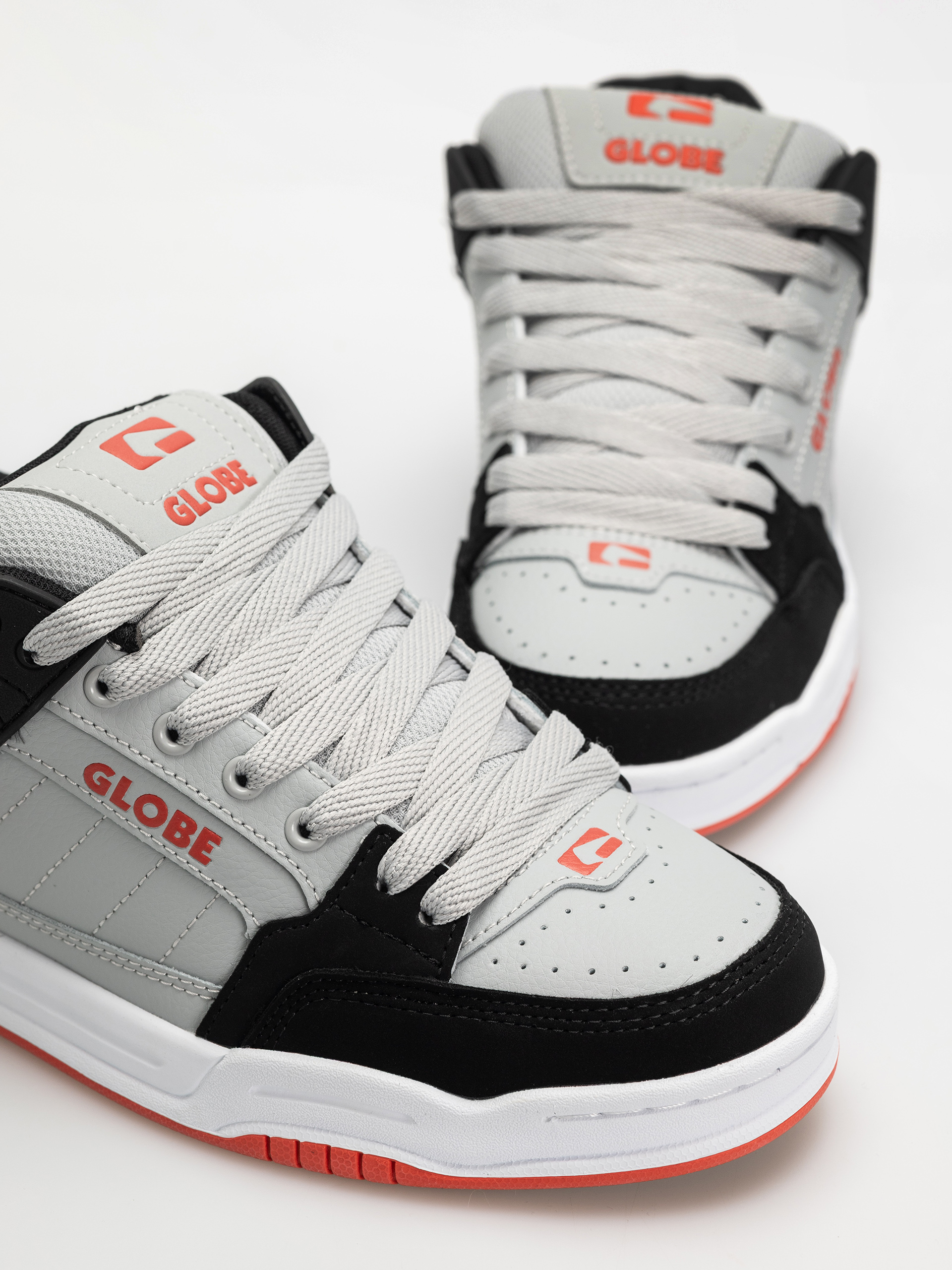 Pantofi Globe Tilt (steel/black)