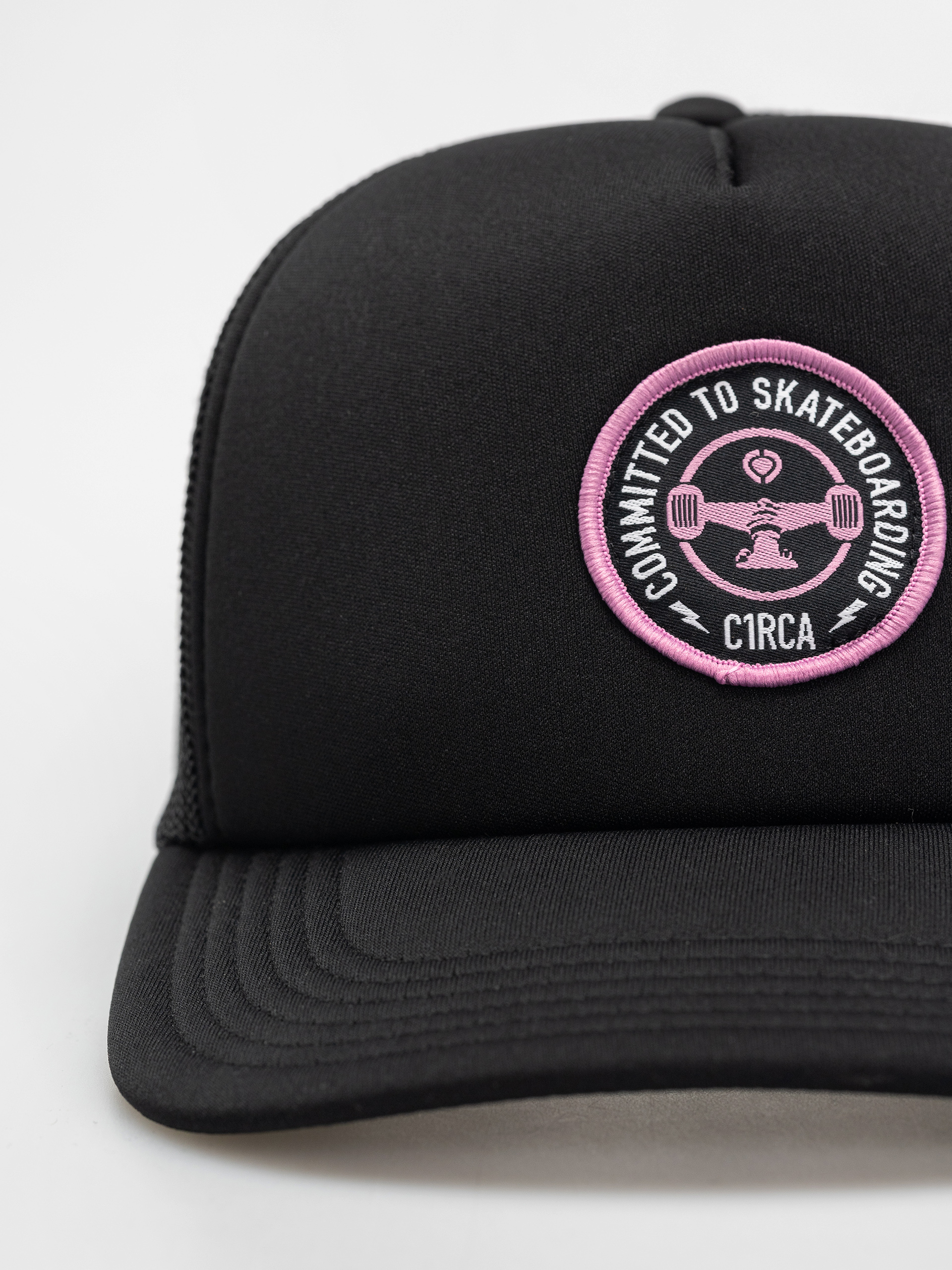 Șapcă Circa C1rcle Trucker (black/pink)